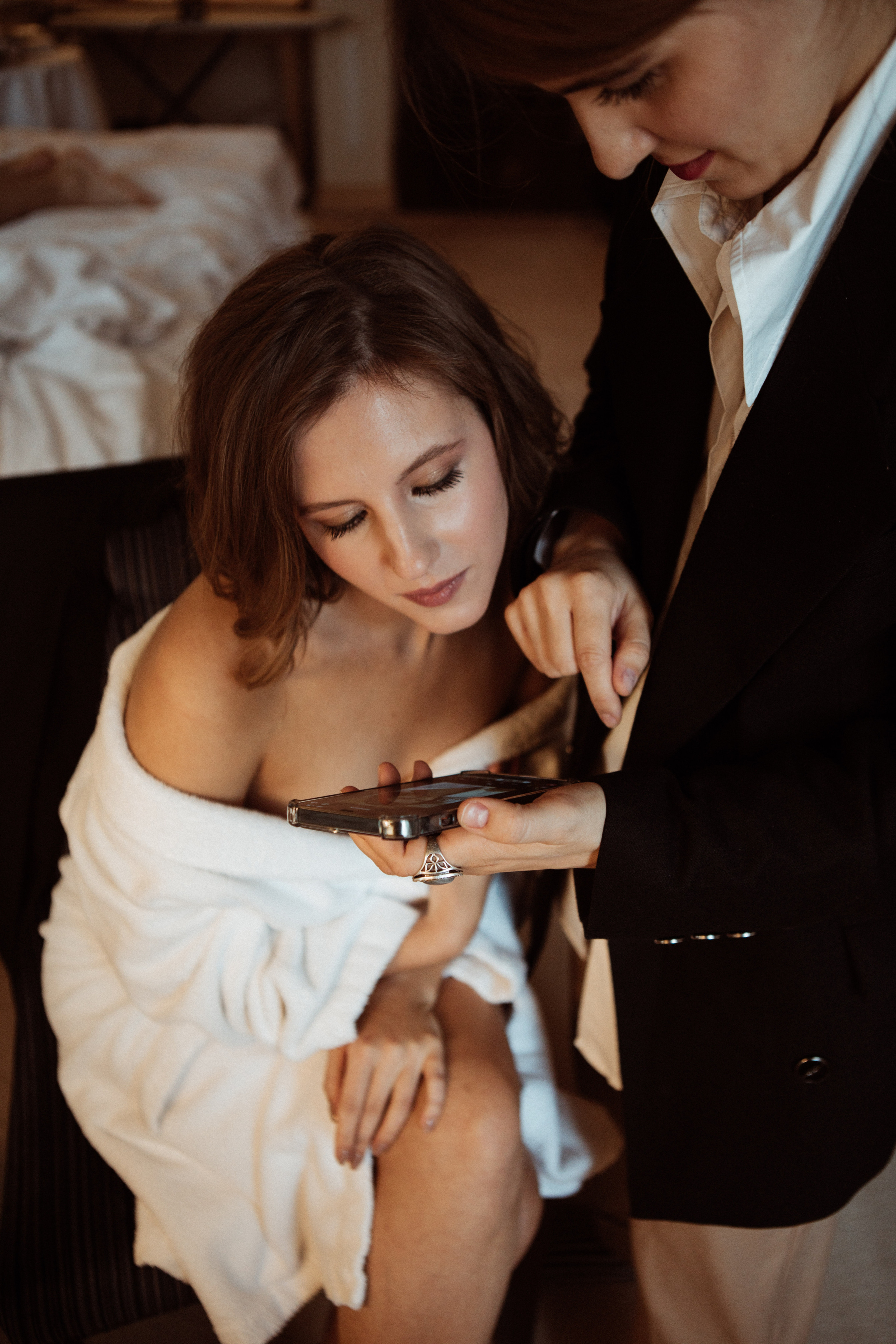 Саша и Вася. Утро в Балчуге и Роспись в Загсе. Свадебный и портретный фотограф в Москве Анастасия Масюк