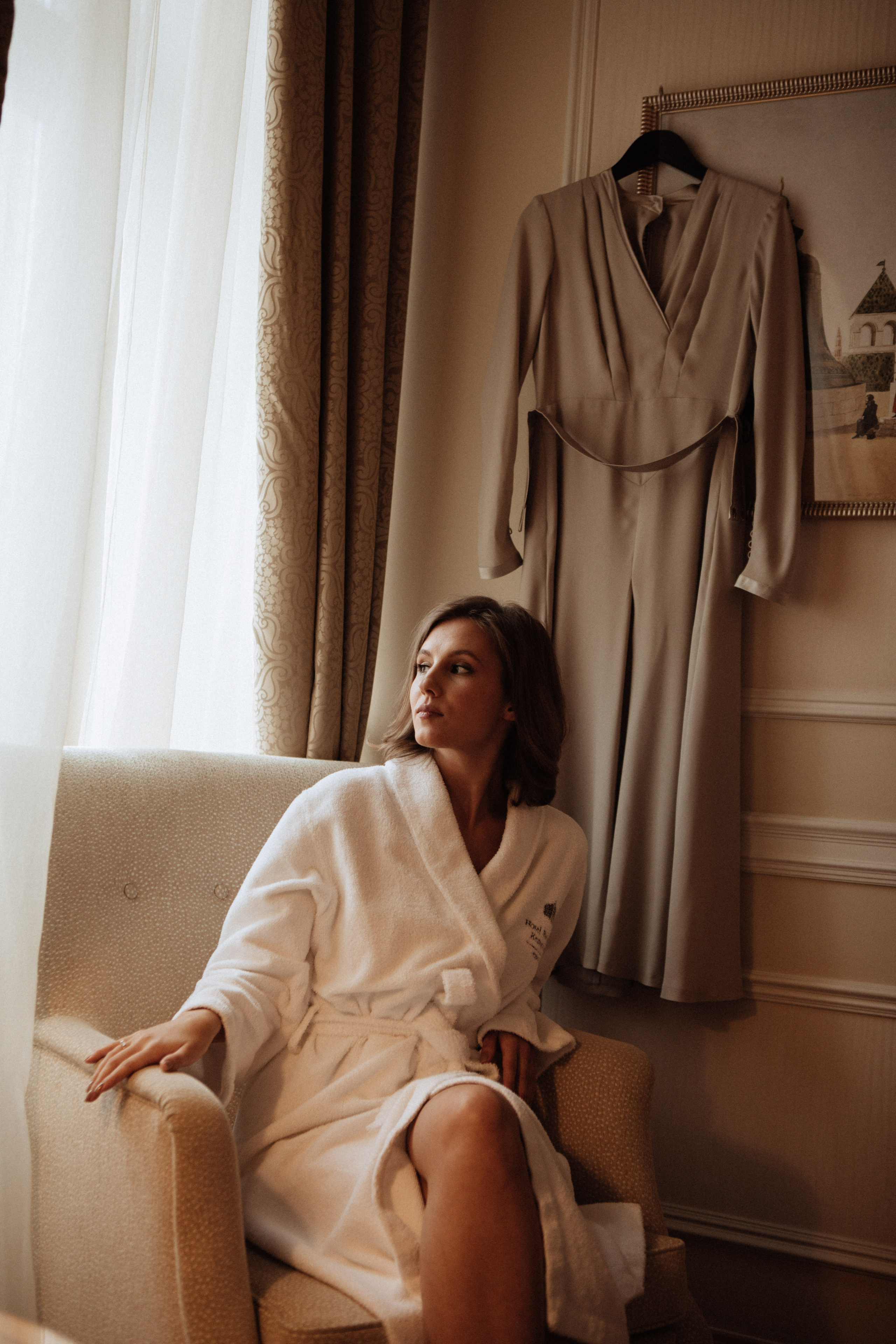 Саша и Вася. Утро в Балчуге и Роспись в Загсе. Свадебный и портретный фотограф в Москве Анастасия Масюк