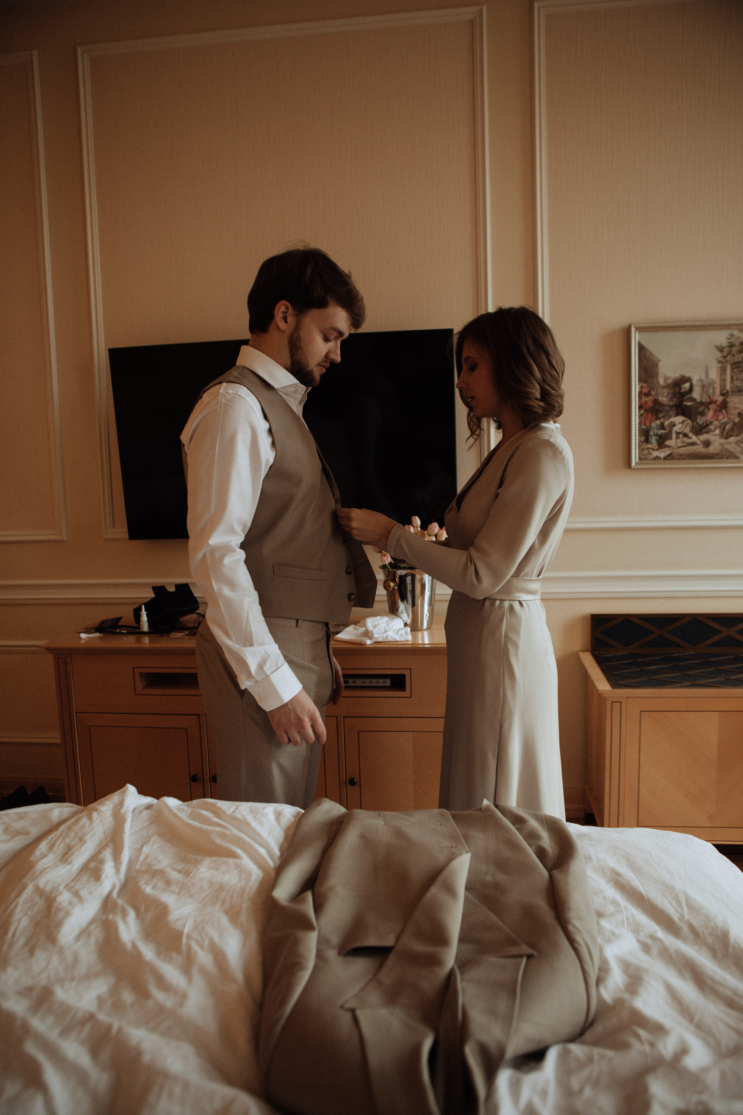 Саша и Вася. Утро в Балчуге и Роспись в Загсе. Свадебный и портретный фотограф в Москве Анастасия Масюк