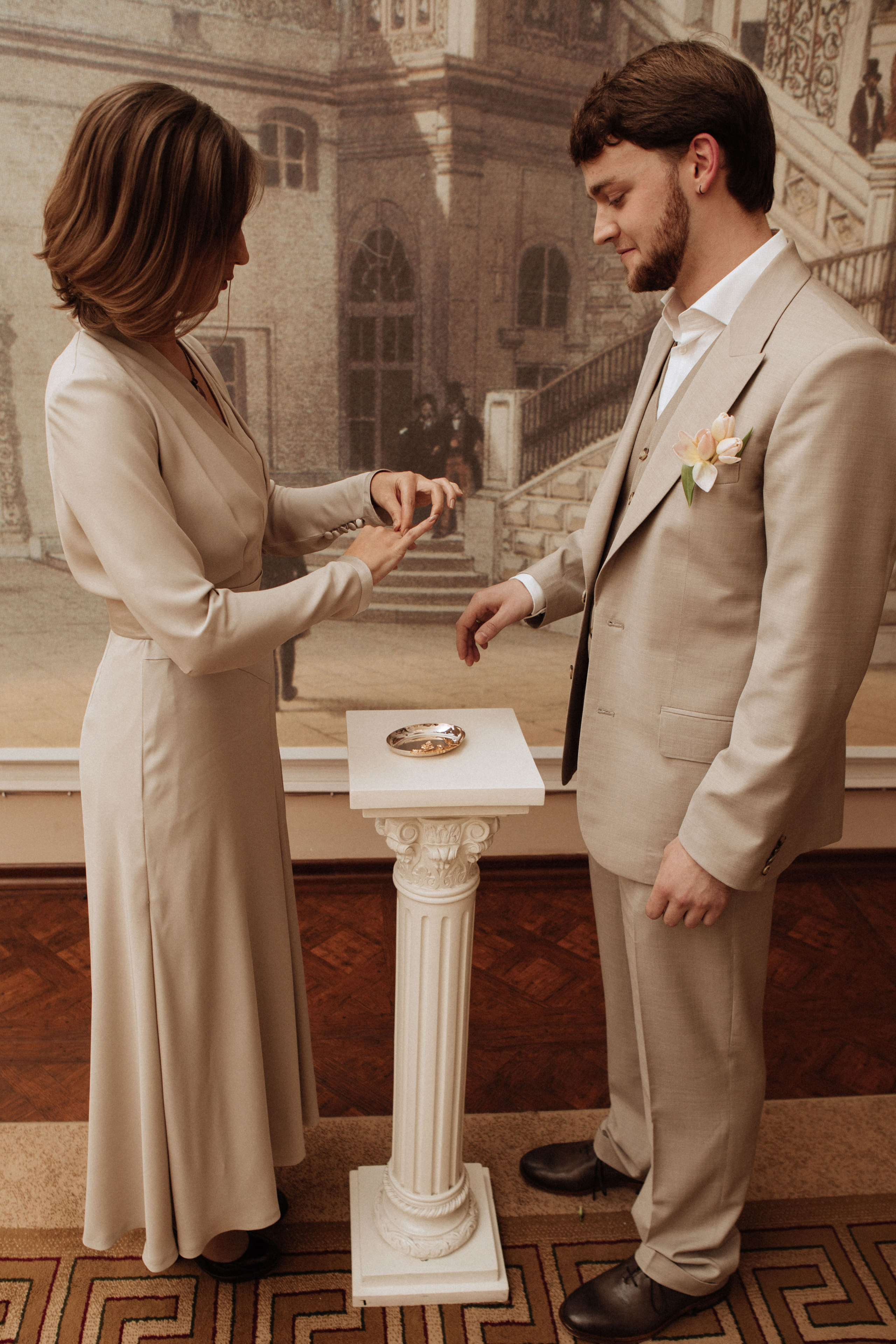 Саша и Вася. Утро в Балчуге и Роспись в Загсе. Свадебный и портретный фотограф в Москве Анастасия Масюк