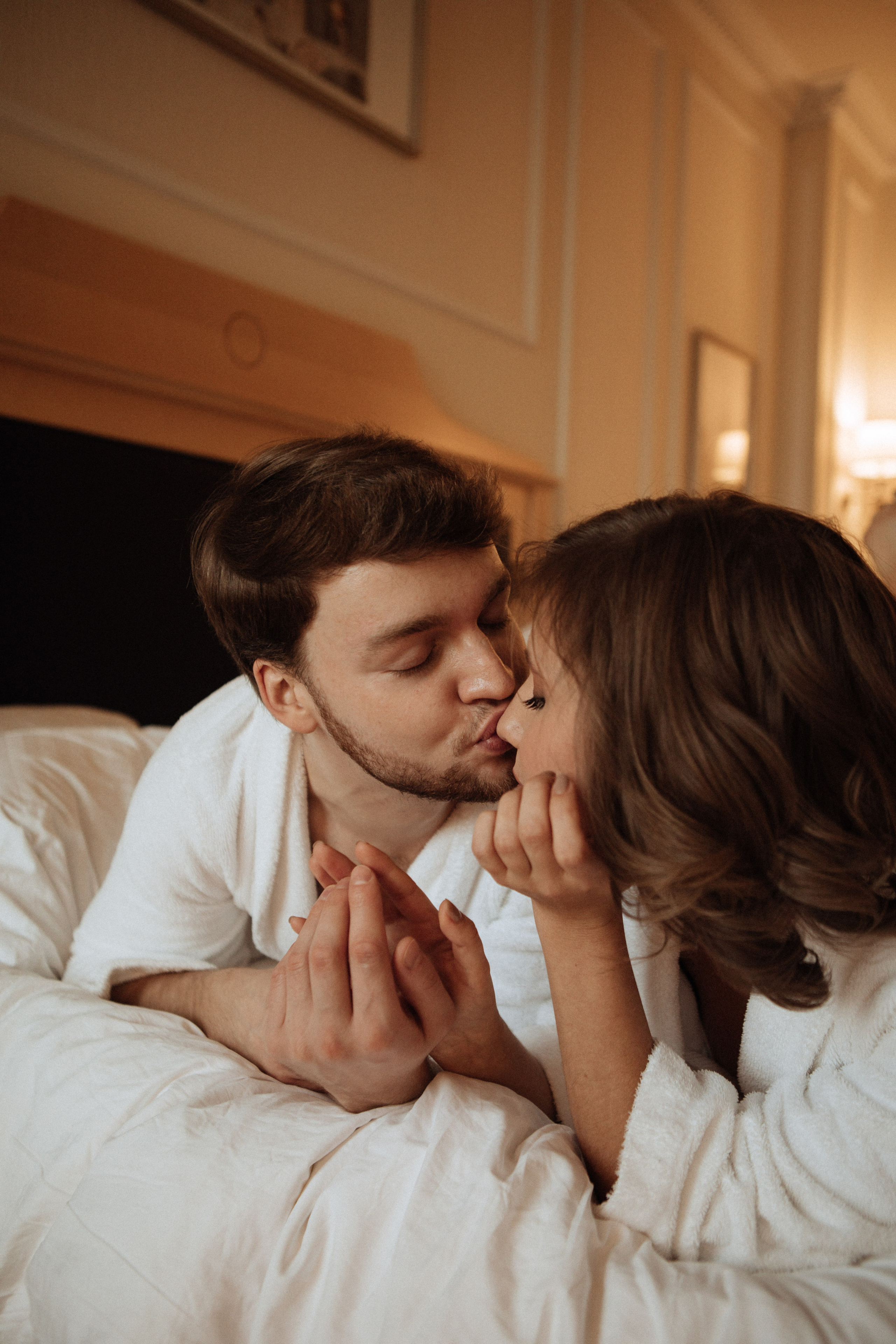 Саша и Вася. Утро в Балчуге и Роспись в Загсе. Свадебный и портретный фотограф в Москве Анастасия Масюк