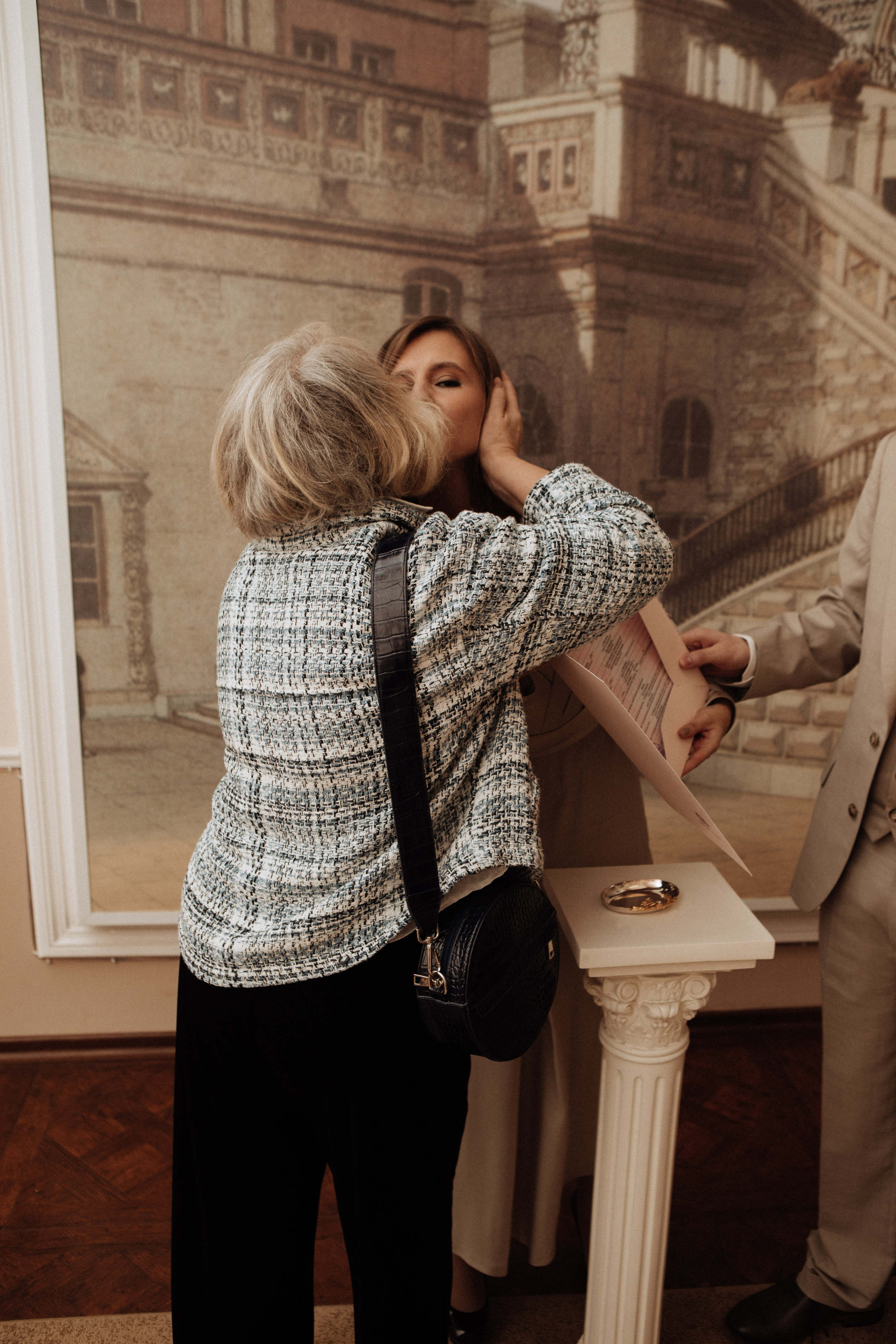 Саша и Вася. Утро в Балчуге и Роспись в Загсе. Свадебный и портретный фотограф в Москве Анастасия Масюк