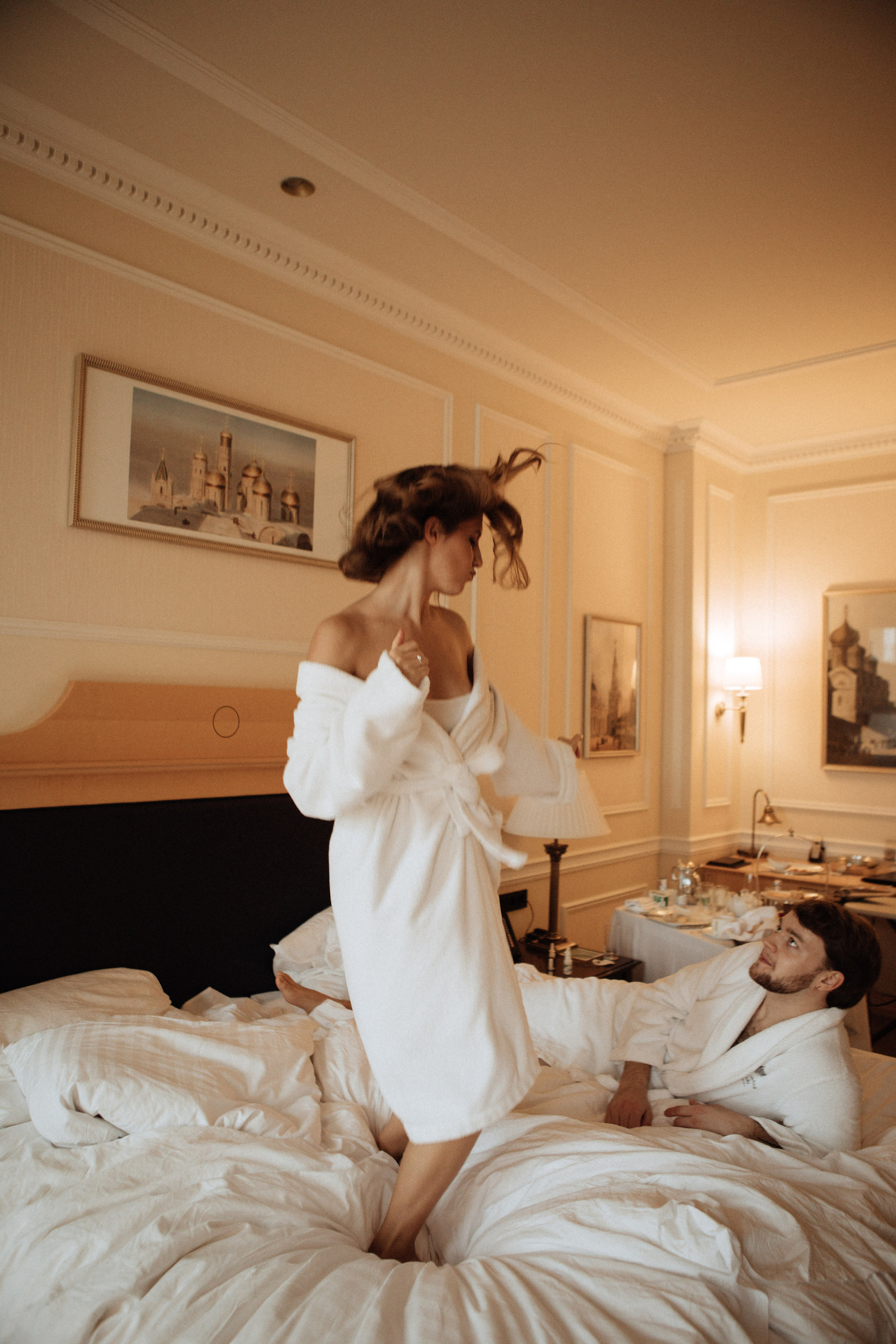 Саша и Вася. Утро в Балчуге и Роспись в Загсе. Свадебный и портретный фотограф в Москве Анастасия Масюк