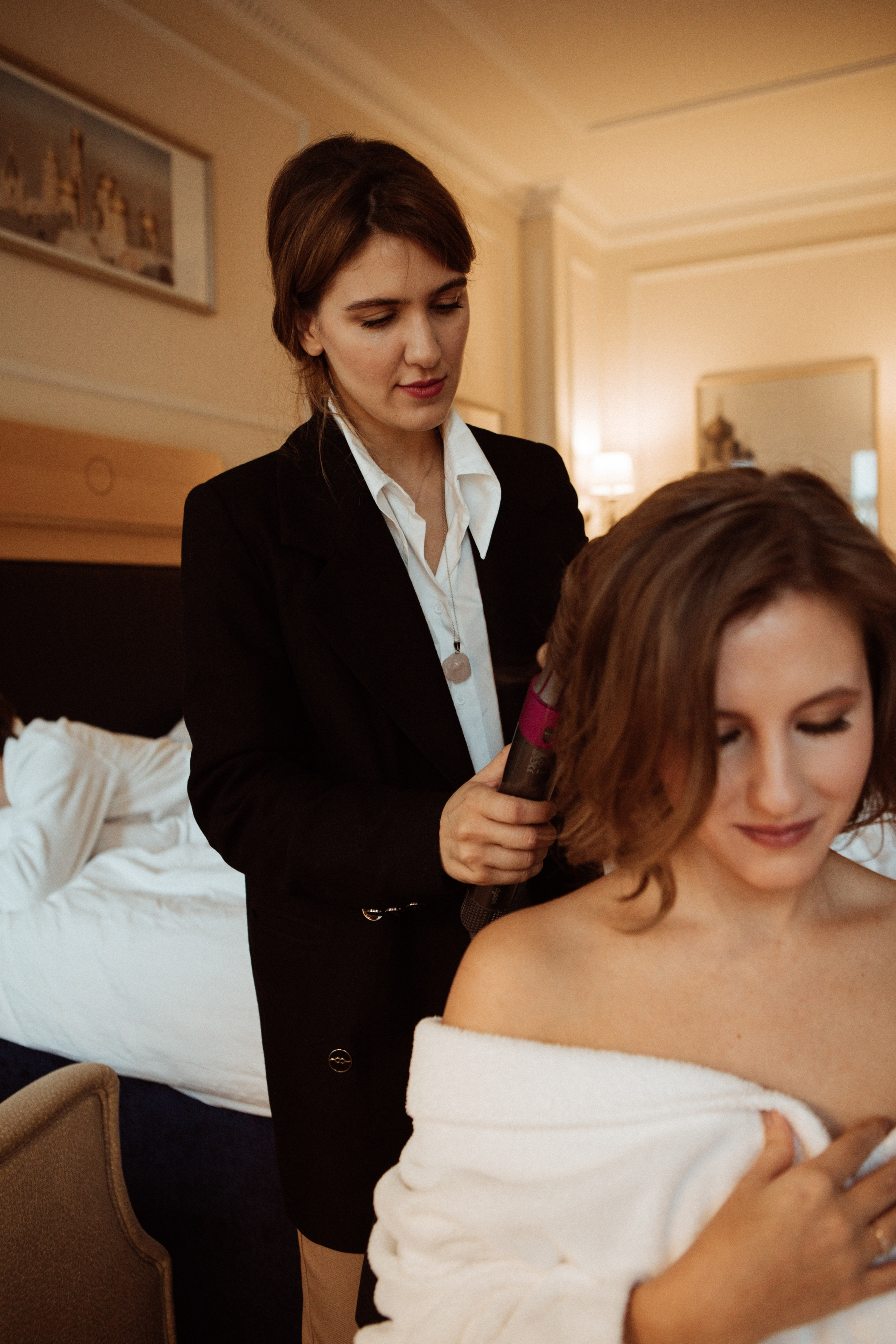 Саша и Вася. Утро в Балчуге и Роспись в Загсе. Свадебный и портретный фотограф в Москве Анастасия Масюк