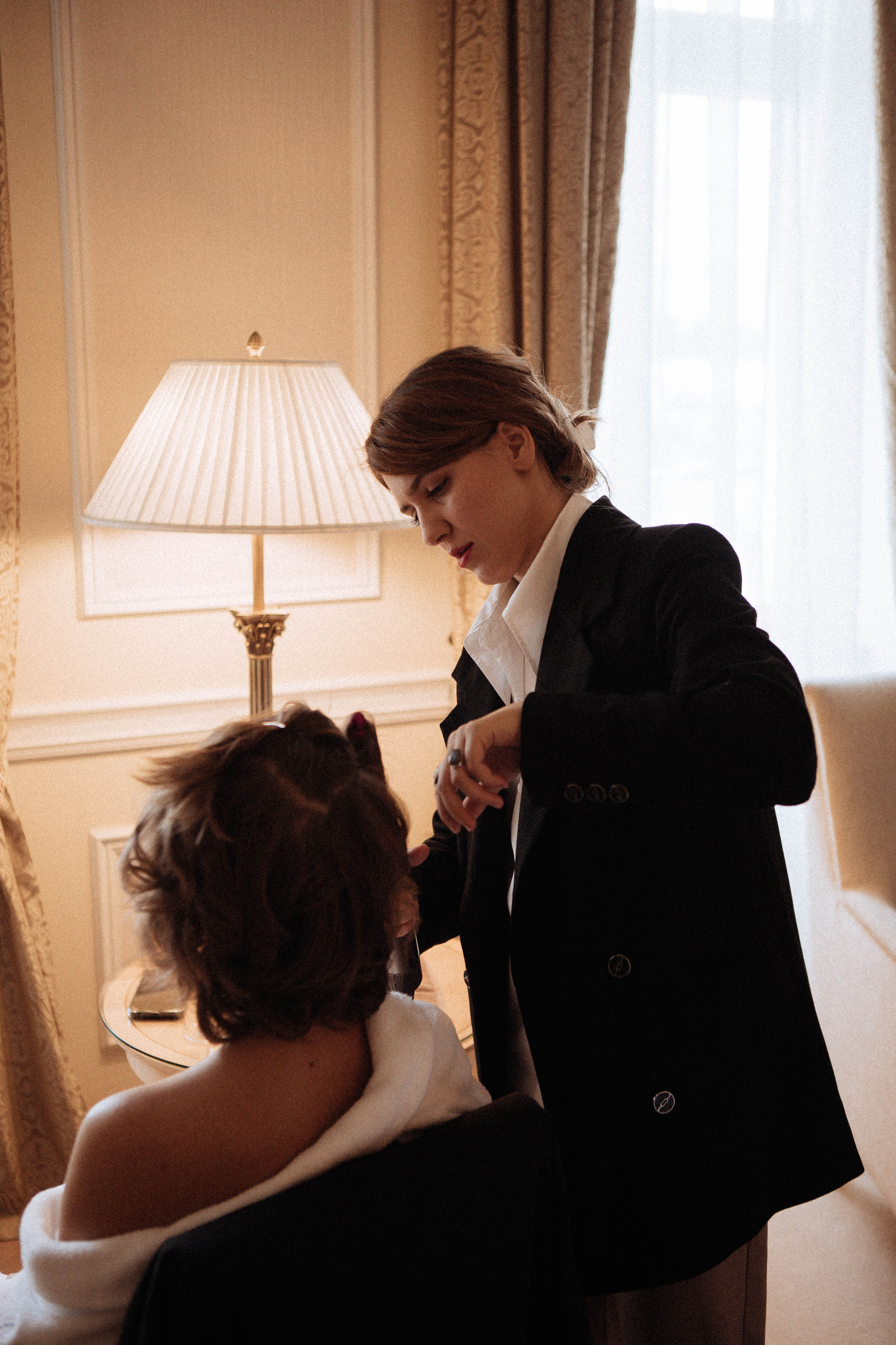 Саша и Вася. Утро в Балчуге и Роспись в Загсе. Свадебный и портретный фотограф в Москве Анастасия Масюк