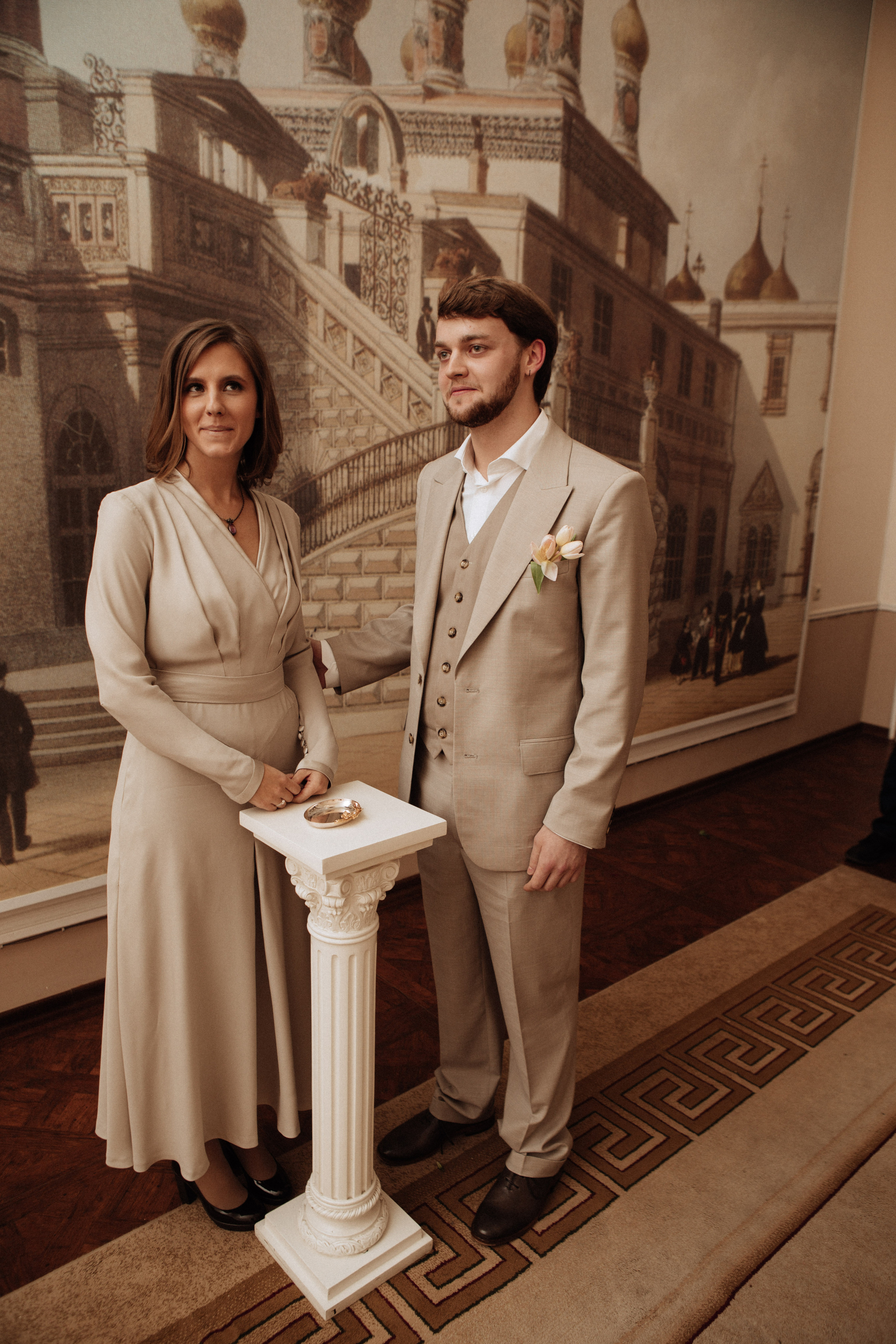 Саша и Вася. Утро в Балчуге и Роспись в Загсе. Свадебный и портретный фотограф в Москве Анастасия Масюк