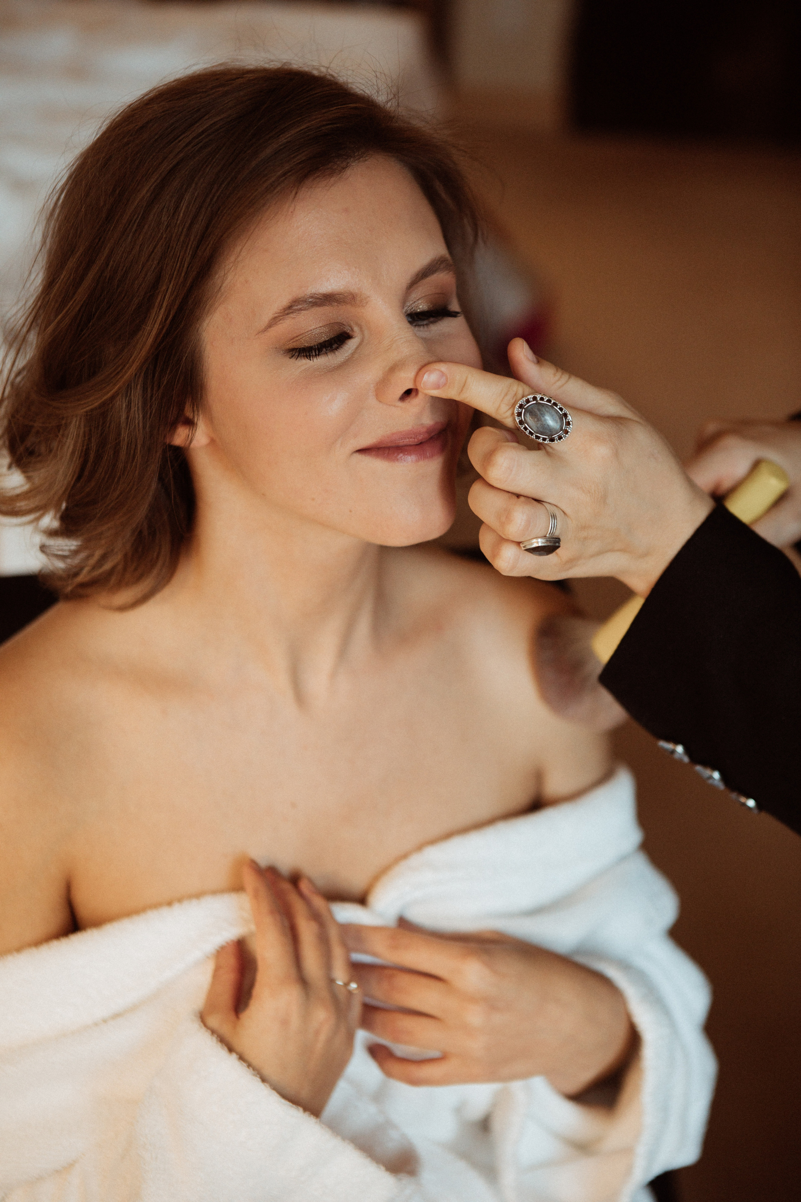 Саша и Вася. Утро в Балчуге и Роспись в Загсе. Свадебный и портретный фотограф в Москве Анастасия Масюк