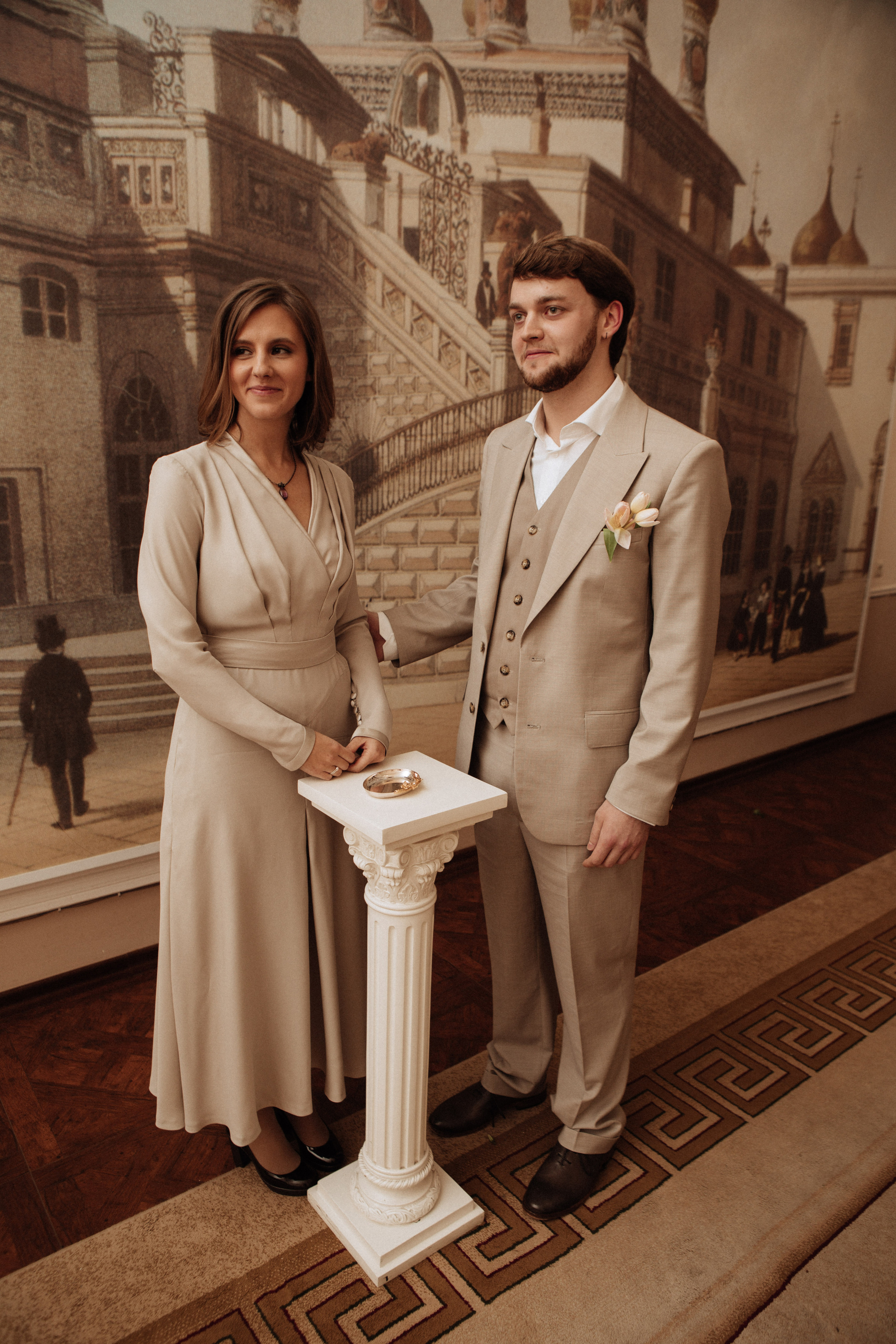 Саша и Вася. Утро в Балчуге и Роспись в Загсе. Свадебный и портретный фотограф в Москве Анастасия Масюк