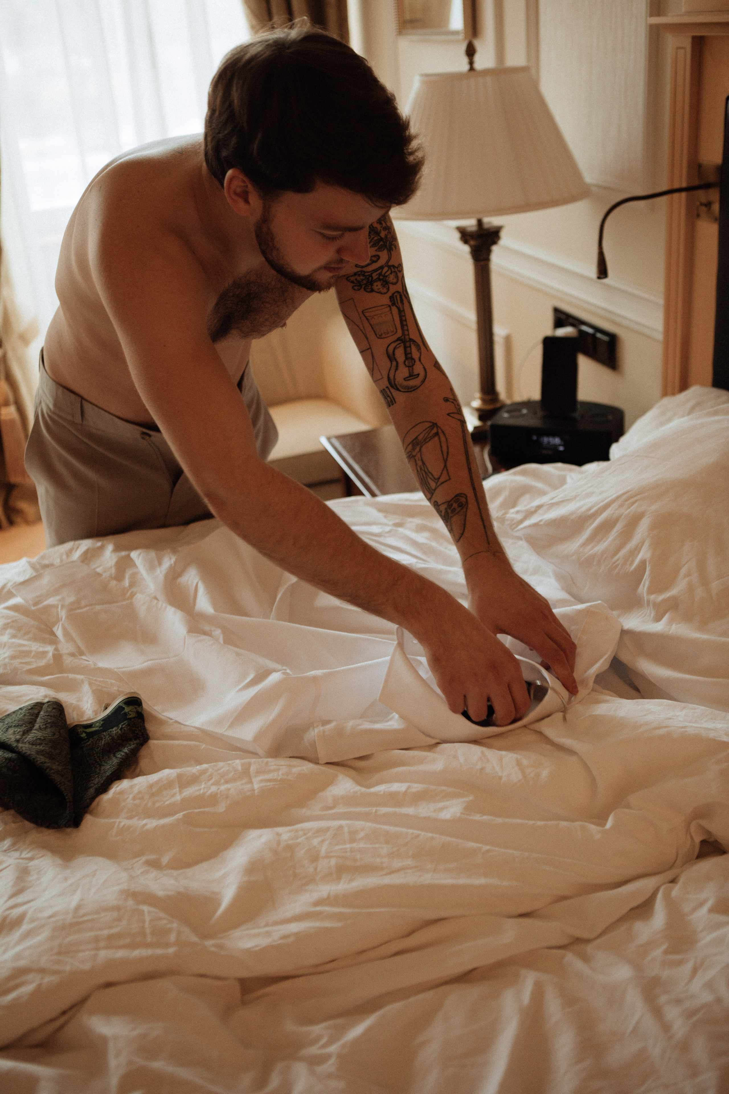 Саша и Вася. Утро в Балчуге и Роспись в Загсе. Свадебный и портретный фотограф в Москве Анастасия Масюк