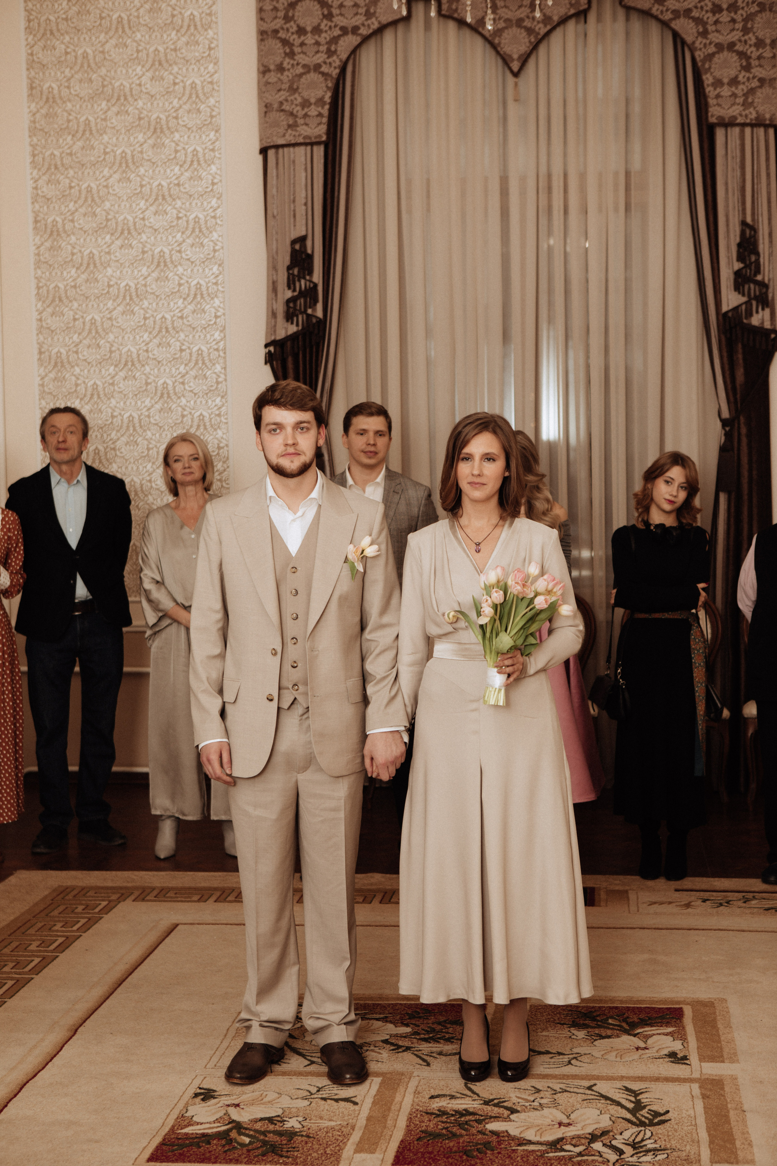 Саша и Вася. Утро в Балчуге и Роспись в Загсе. Свадебный и портретный фотограф в Москве Анастасия Масюк