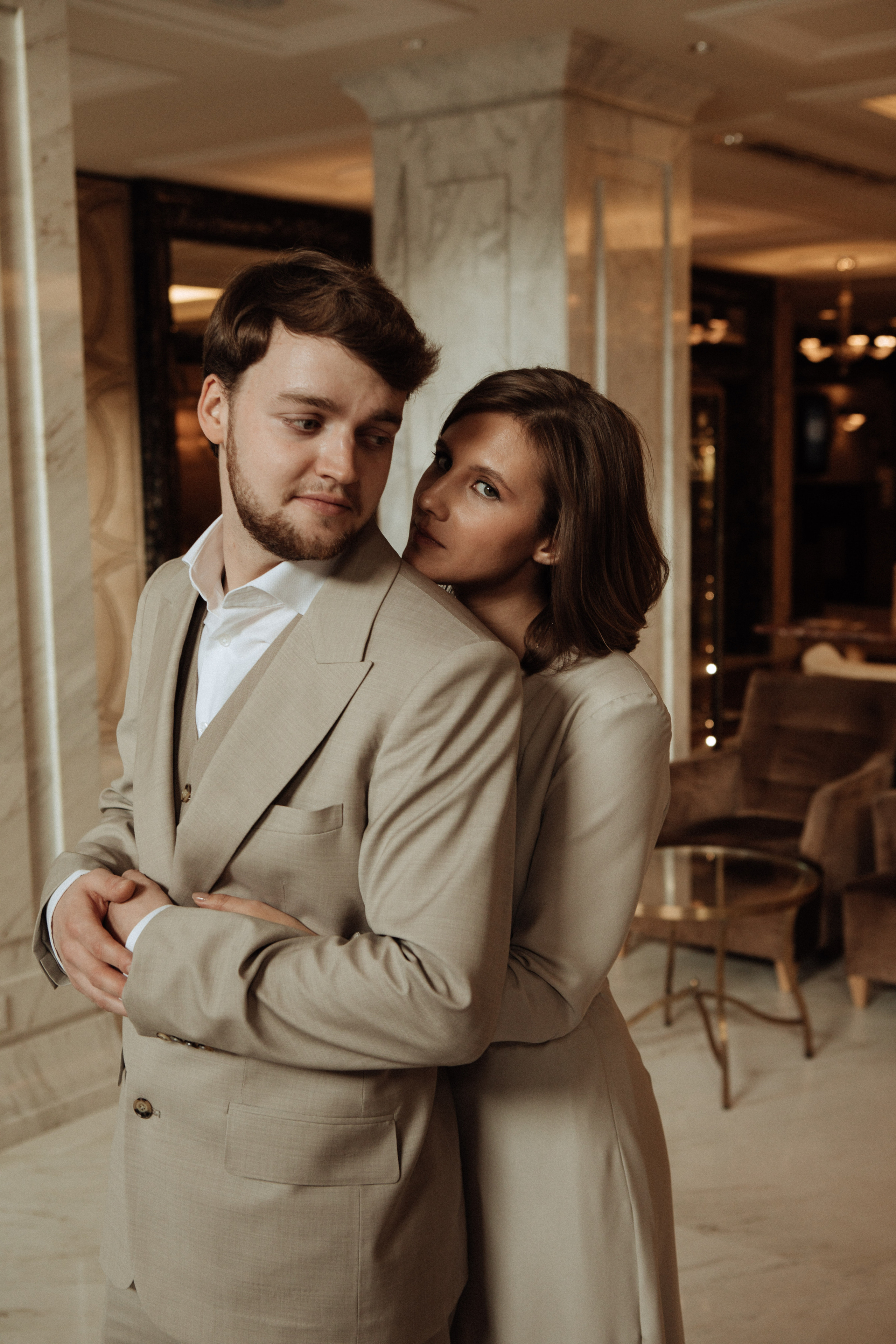 Саша и Вася. Утро в Балчуге и Роспись в Загсе. Свадебный и портретный фотограф в Москве Анастасия Масюк