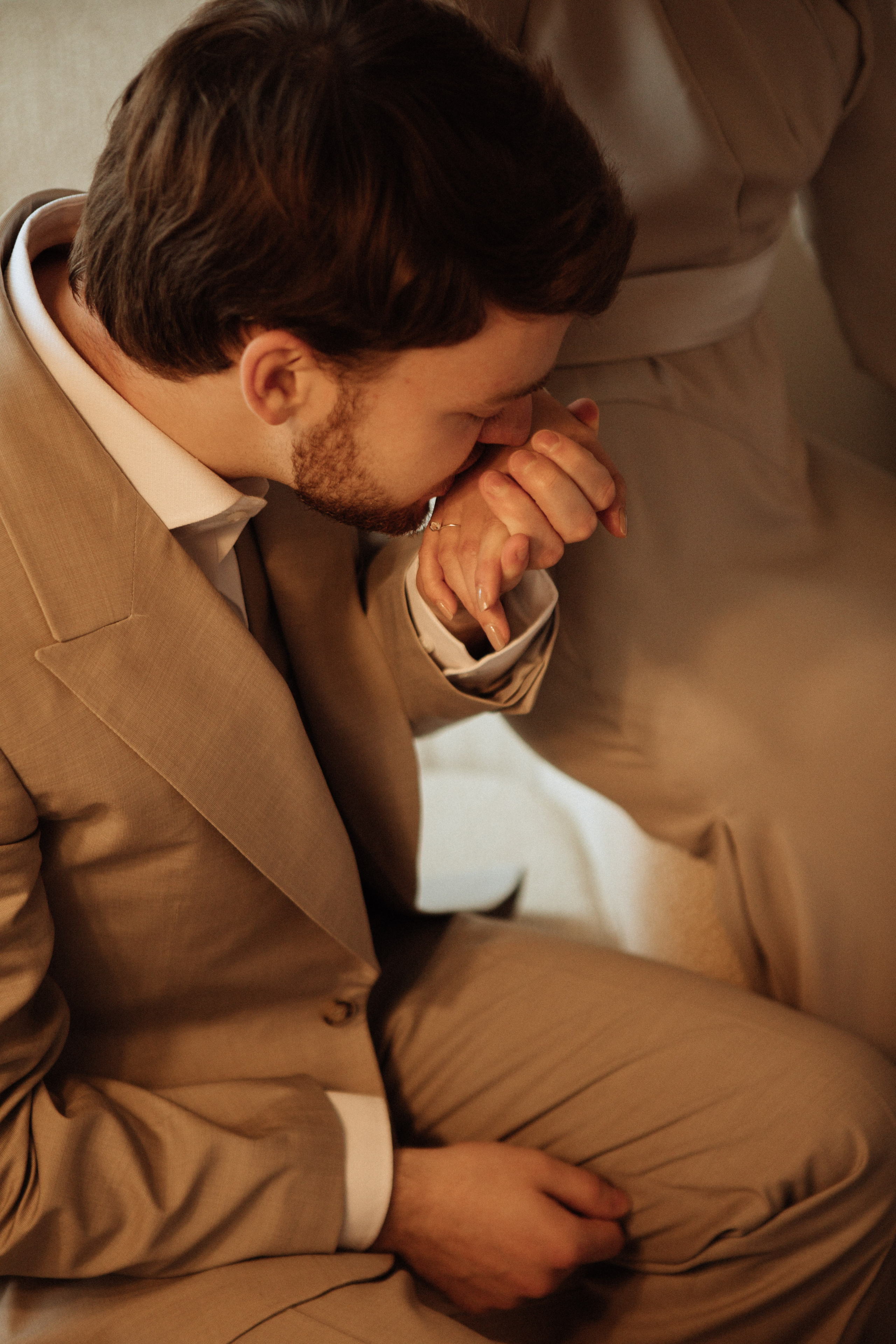 Саша и Вася. Утро в Балчуге и Роспись в Загсе. Свадебный и портретный фотограф в Москве Анастасия Масюк