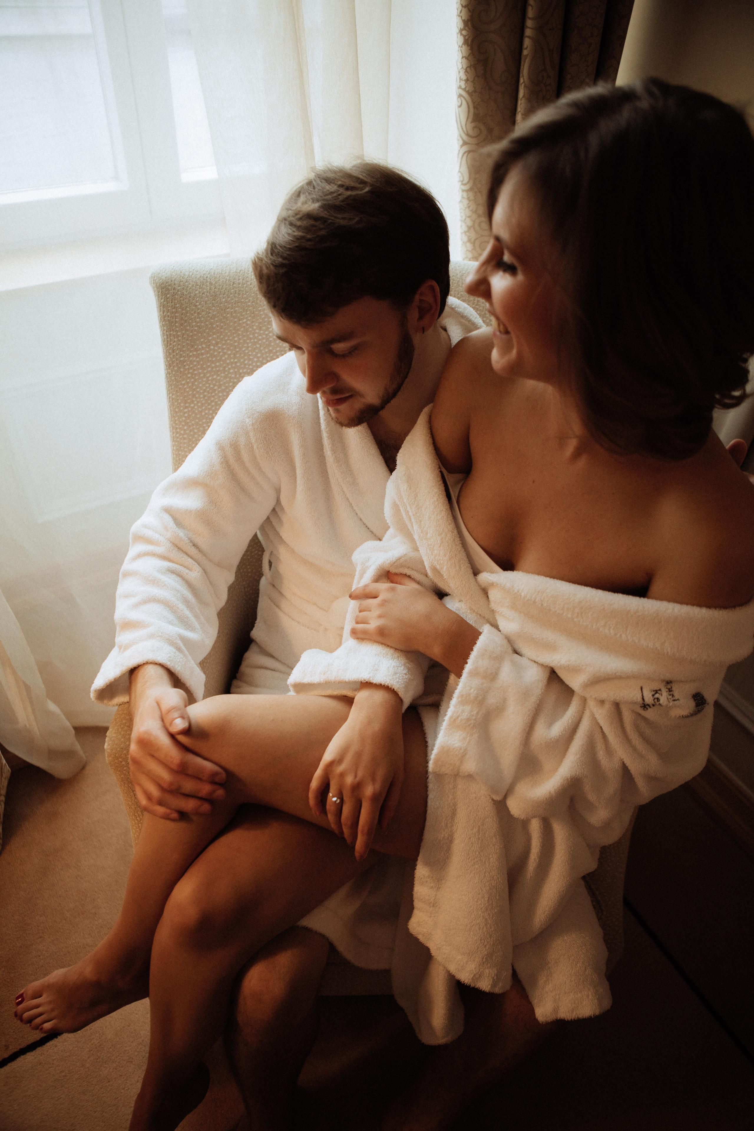 Саша и Вася. Утро в Балчуге и Роспись в Загсе. Свадебный и портретный фотограф в Москве Анастасия Масюк