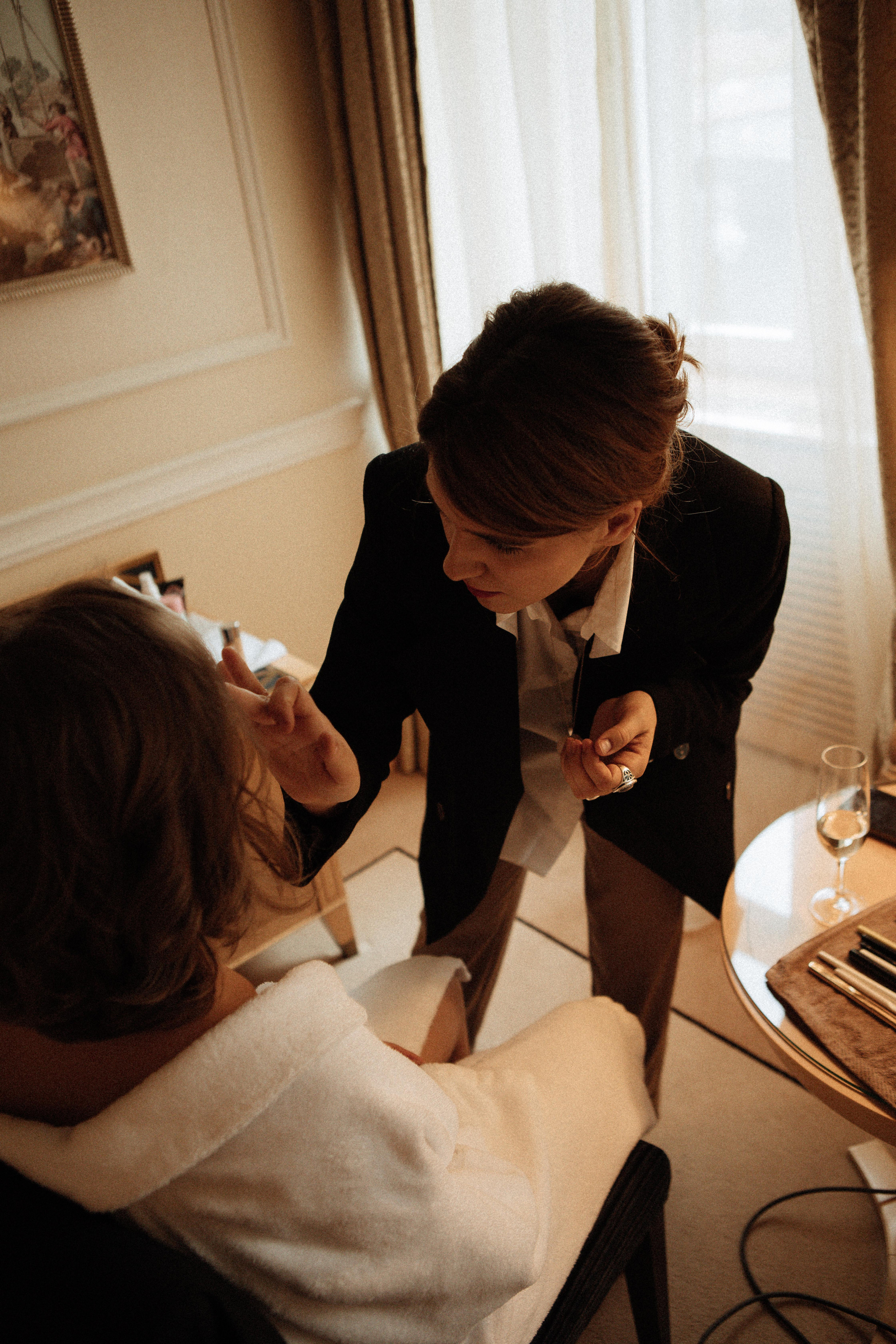 Саша и Вася. Утро в Балчуге и Роспись в Загсе. Свадебный и портретный фотограф в Москве Анастасия Масюк