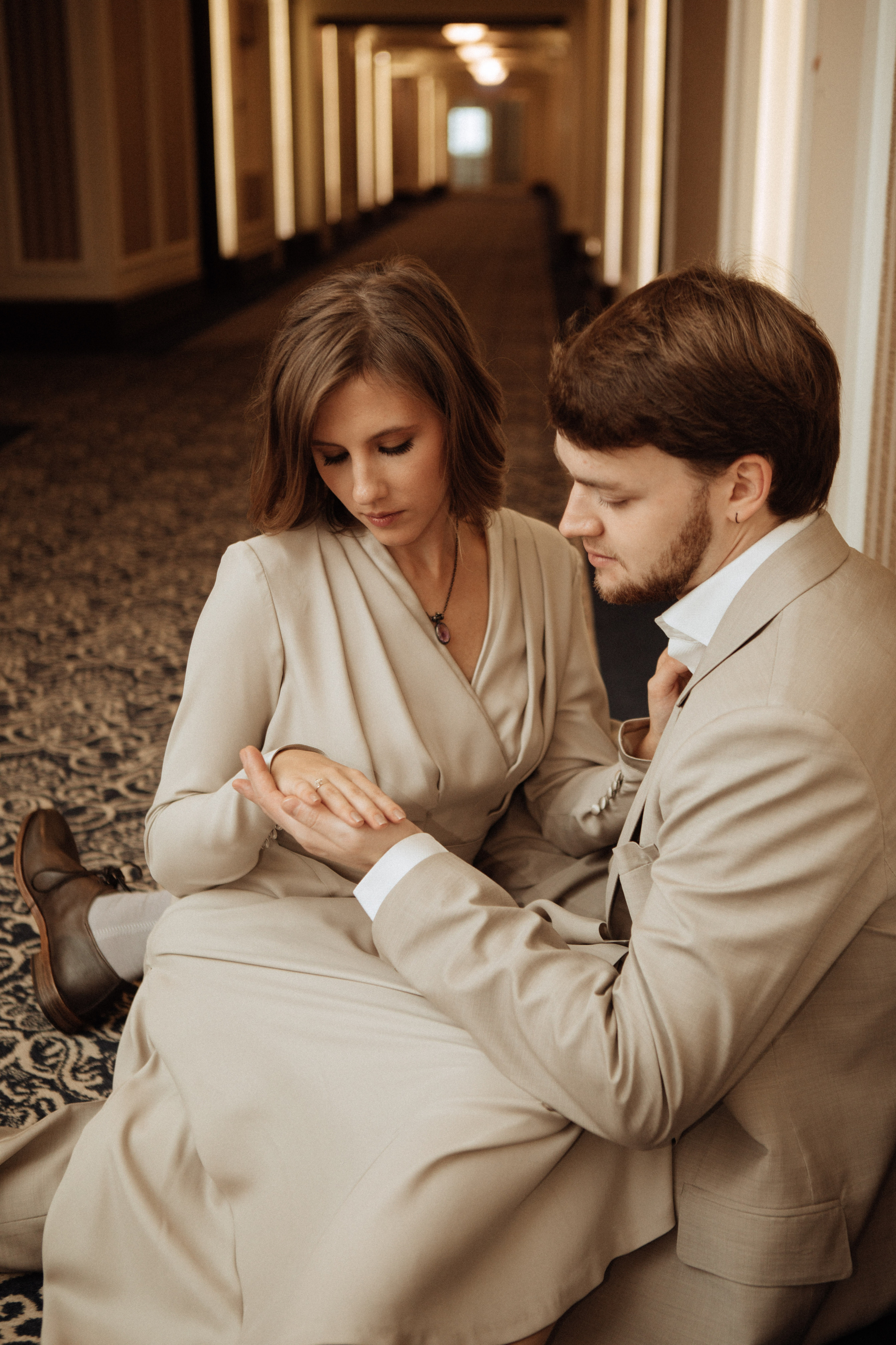 Саша и Вася. Утро в Балчуге и Роспись в Загсе. Свадебный и портретный фотограф в Москве Анастасия Масюк