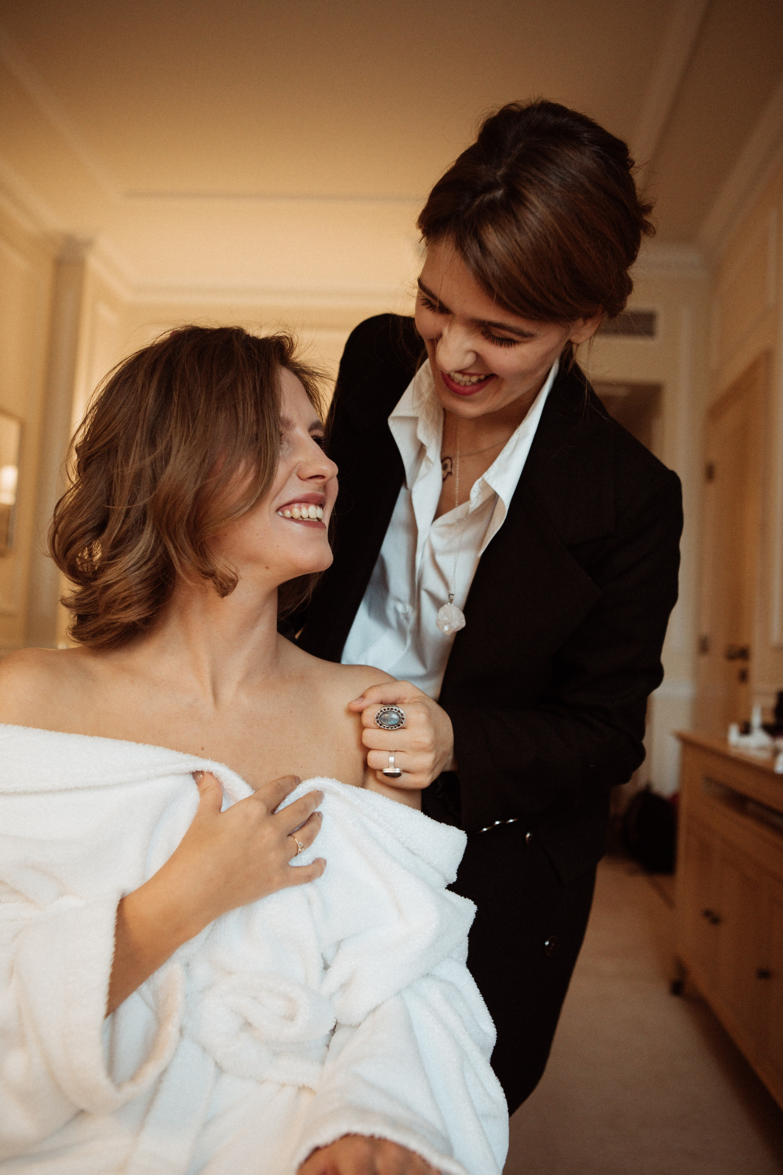 Саша и Вася. Утро в Балчуге и Роспись в Загсе. Свадебный и портретный фотограф в Москве Анастасия Масюк