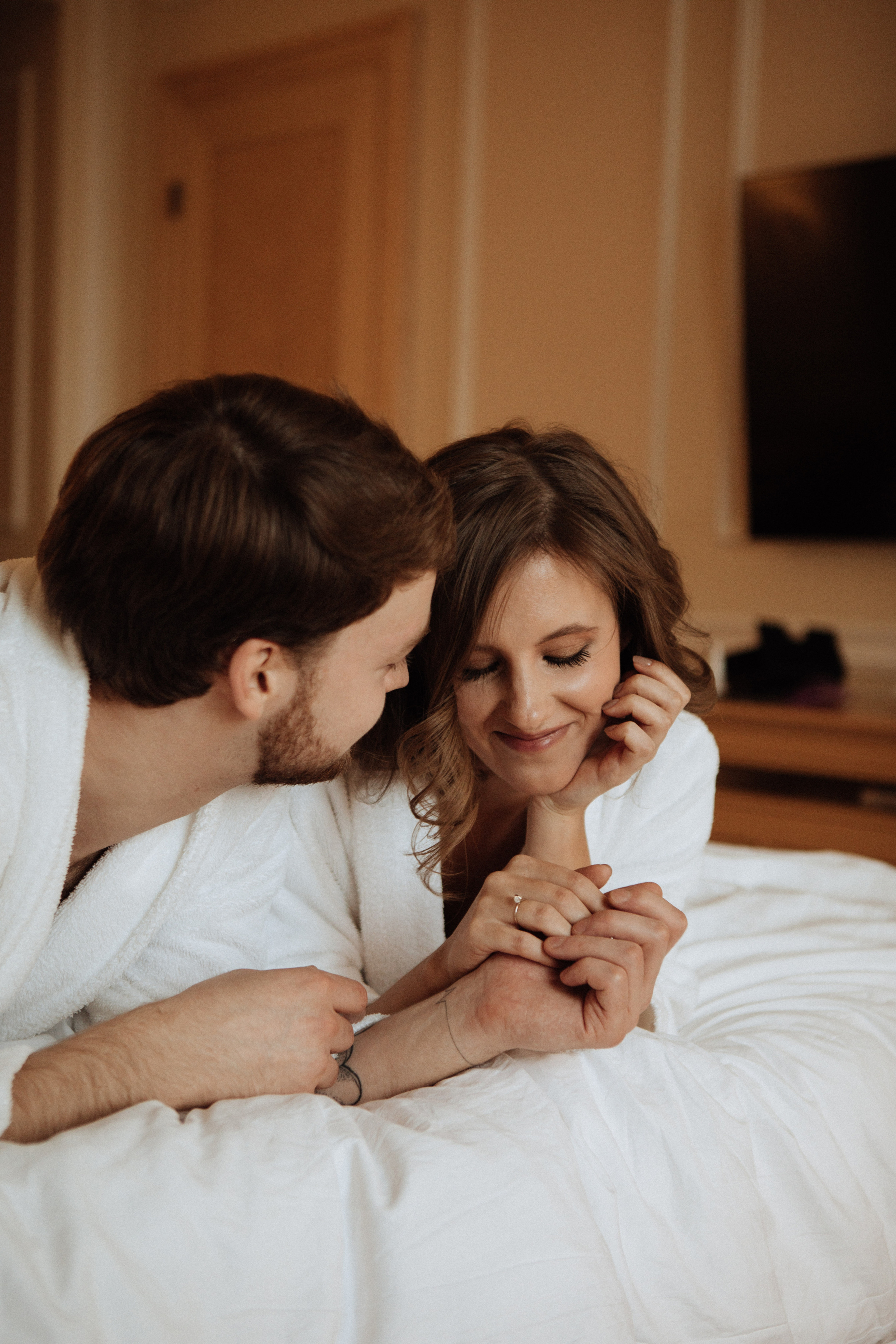 Саша и Вася. Утро в Балчуге и Роспись в Загсе. Свадебный и портретный фотограф в Москве Анастасия Масюк