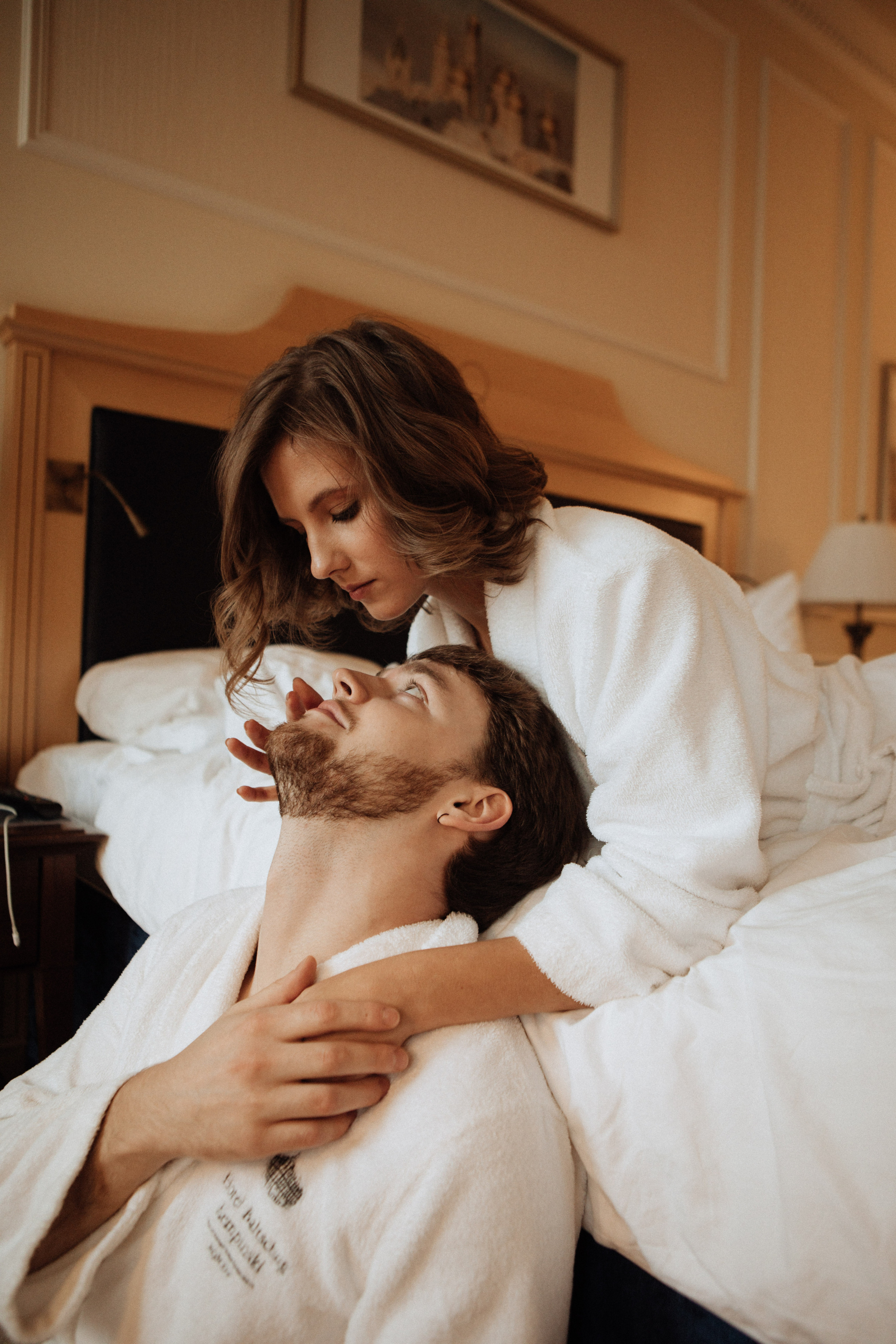 Саша и Вася. Утро в Балчуге и Роспись в Загсе. Свадебный и портретный фотограф в Москве Анастасия Масюк