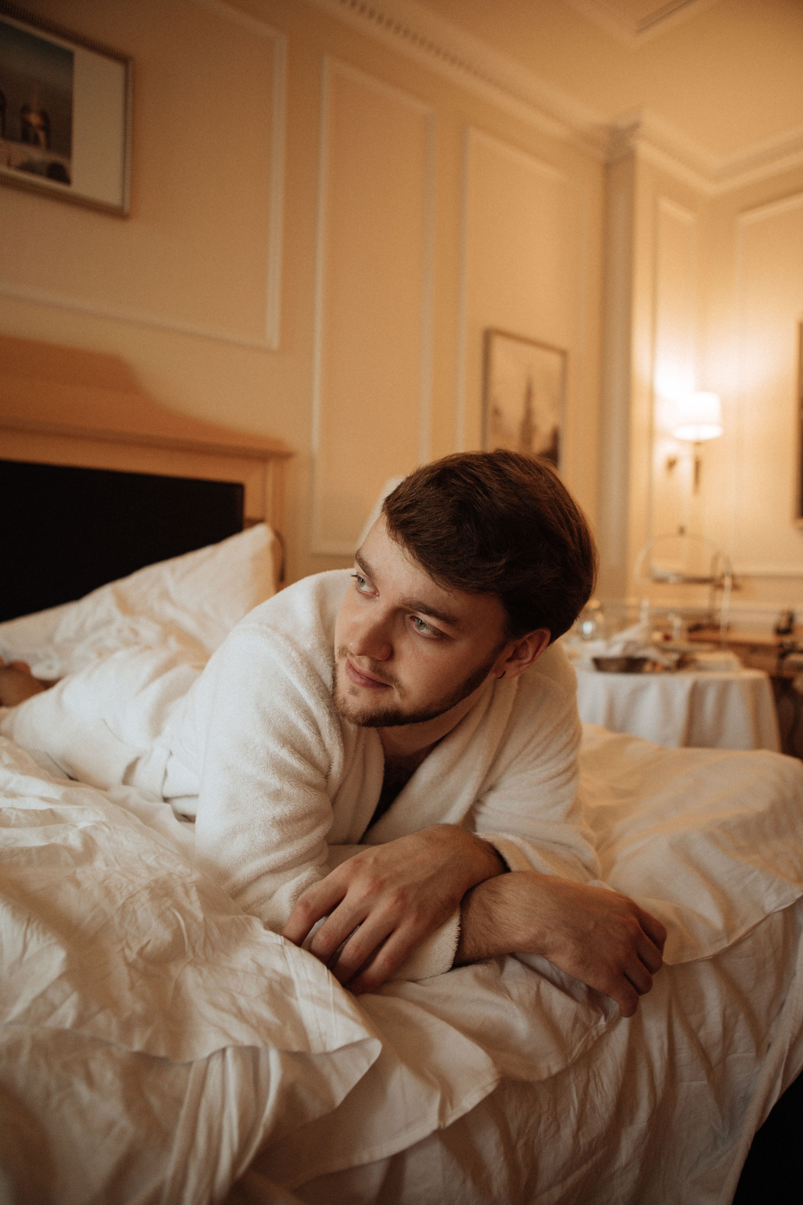 Саша и Вася. Утро в Балчуге и Роспись в Загсе. Свадебный и портретный фотограф в Москве Анастасия Масюк