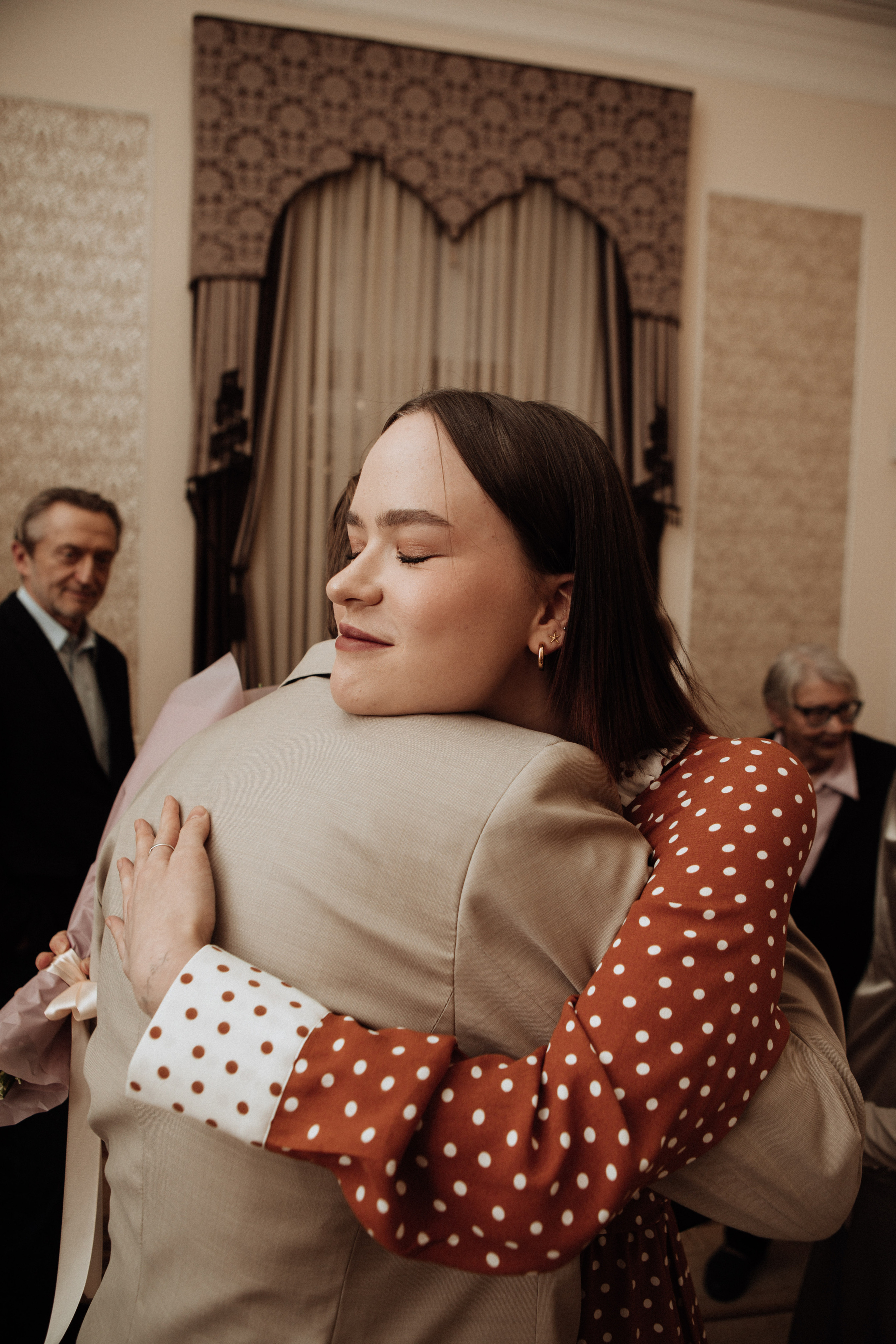 Саша и Вася. Утро в Балчуге и Роспись в Загсе. Свадебный и портретный фотограф в Москве Анастасия Масюк