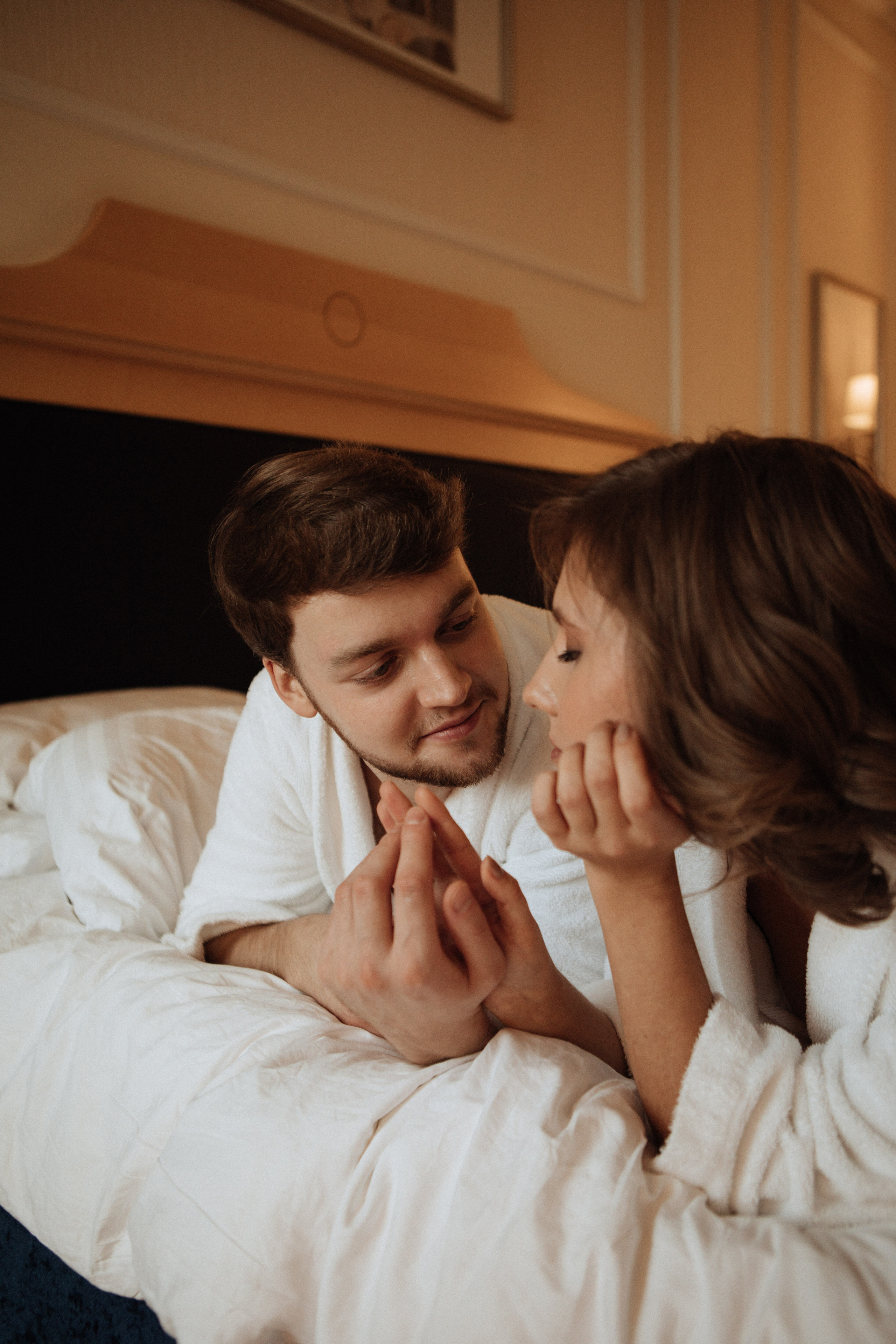 Саша и Вася. Утро в Балчуге и Роспись в Загсе. Свадебный и портретный фотограф в Москве Анастасия Масюк