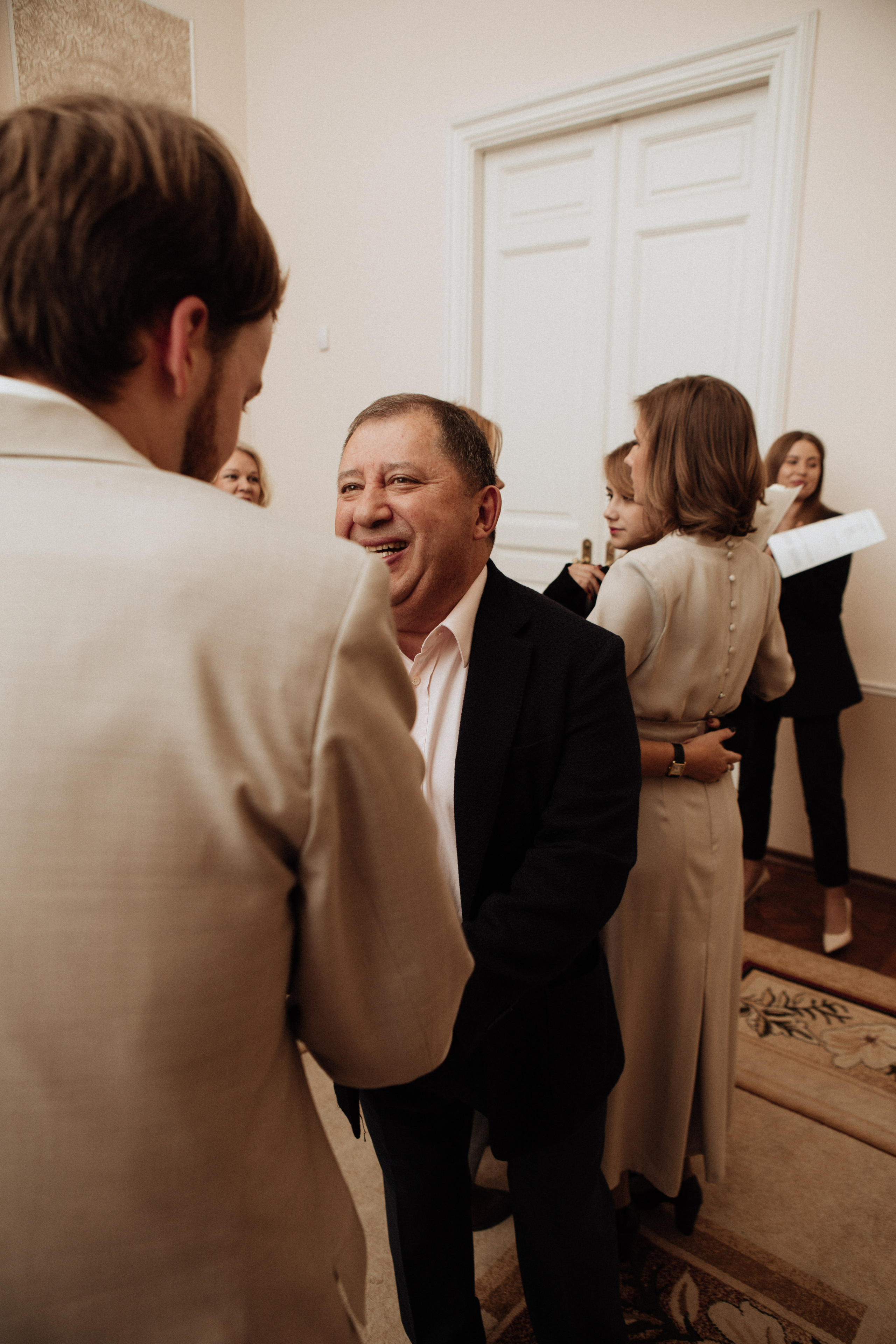 Саша и Вася. Утро в Балчуге и Роспись в Загсе. Свадебный и портретный фотограф в Москве Анастасия Масюк