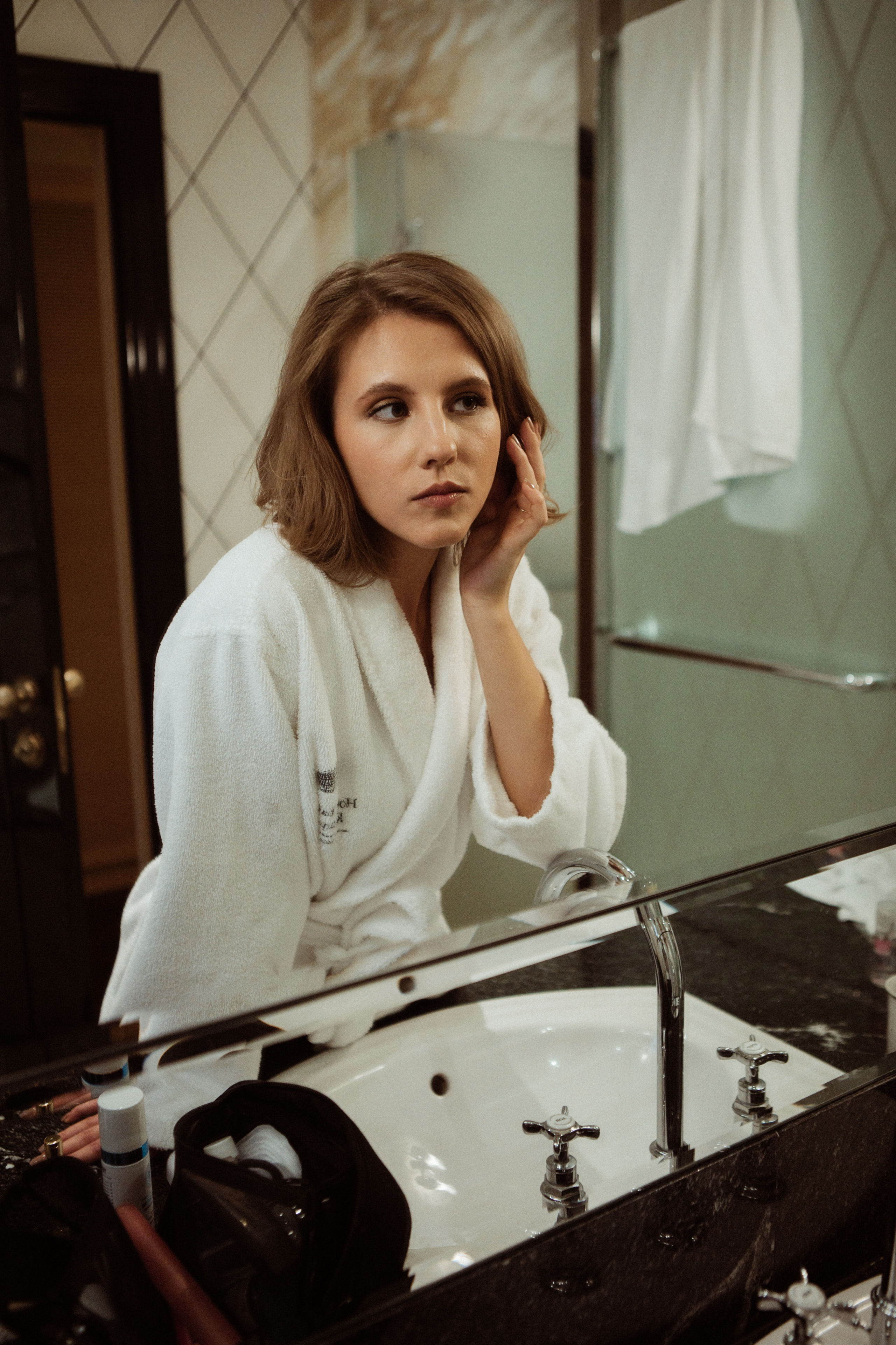 Саша и Вася. Утро в Балчуге и Роспись в Загсе. Свадебный и портретный фотограф в Москве Анастасия Масюк