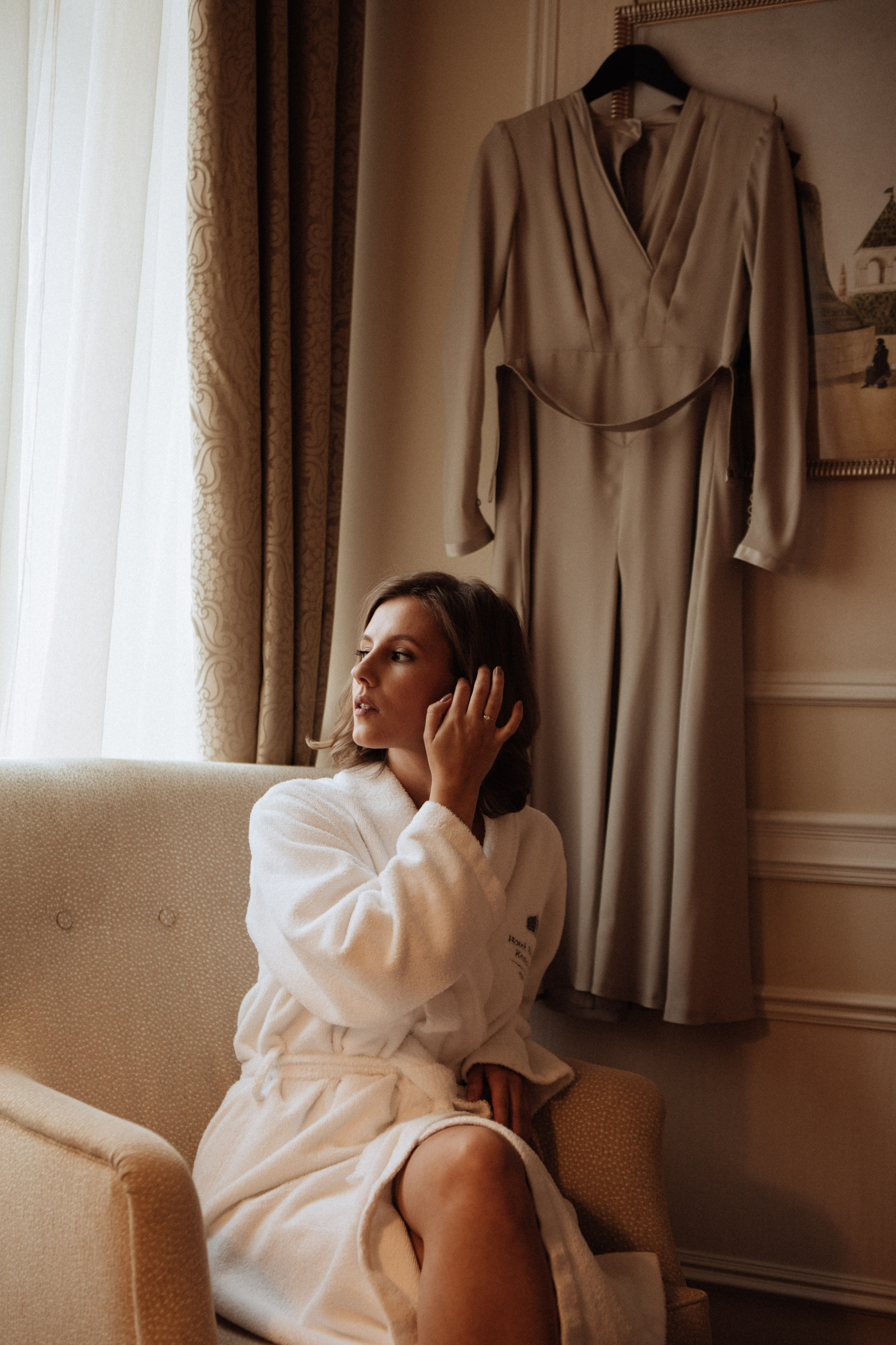 Саша и Вася. Утро в Балчуге и Роспись в Загсе. Свадебный и портретный фотограф в Москве Анастасия Масюк