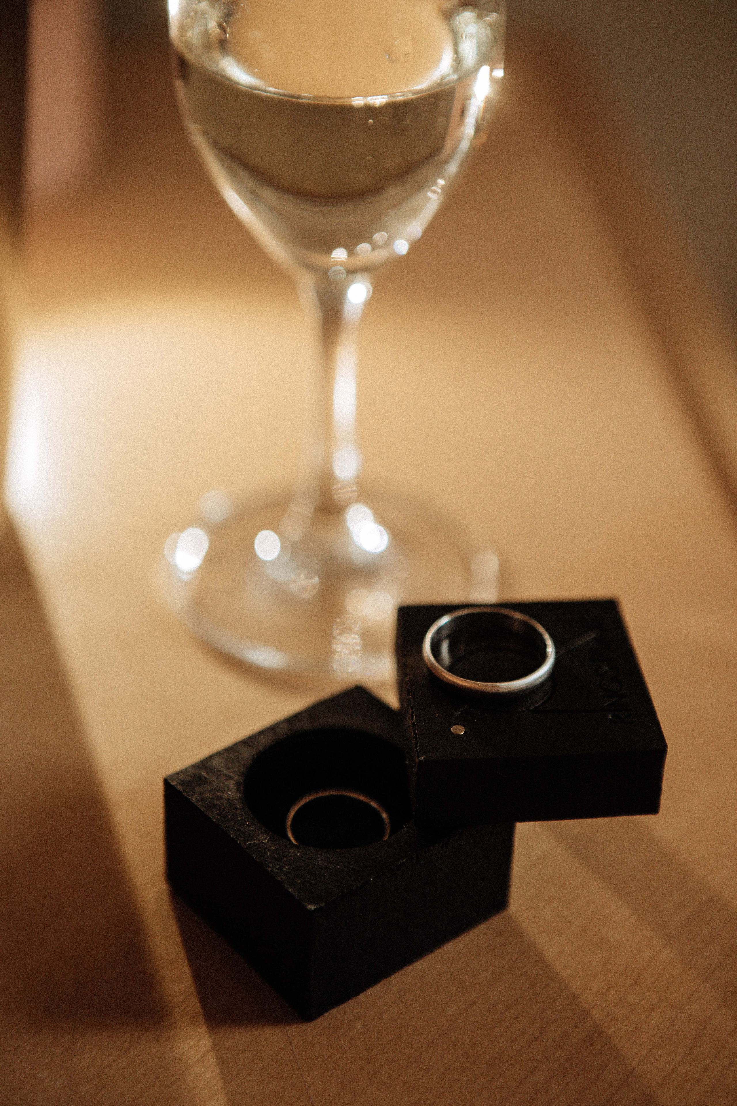 Саша и Вася. Утро в Балчуге и Роспись в Загсе. Свадебный и портретный фотограф в Москве Анастасия Масюк