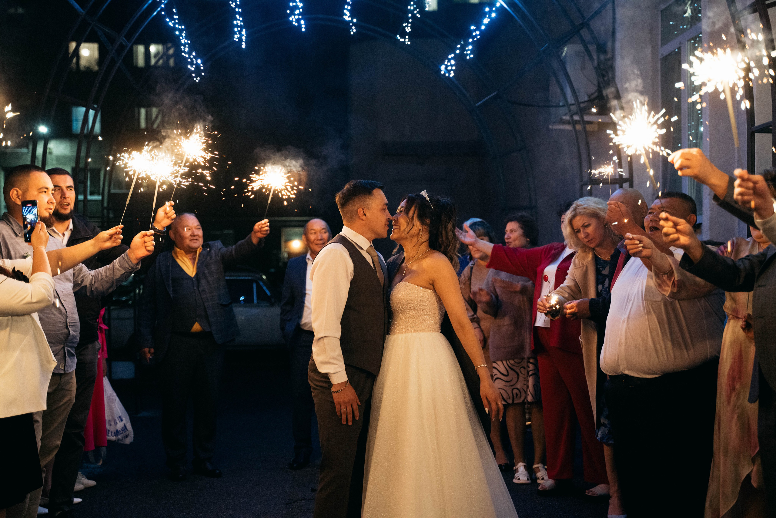 Ильнур и Динара. Свадебный день. Отбор. Кафе Ля делис. Семейный и свадебный фотограф Молодзяновская Елена