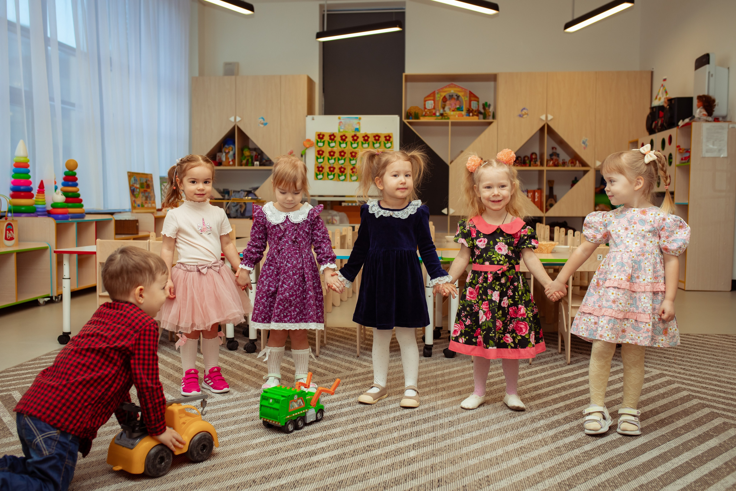 Праздник весны в детском саду. Семейный и детский фотограф в Москве Дорогова Екатерина