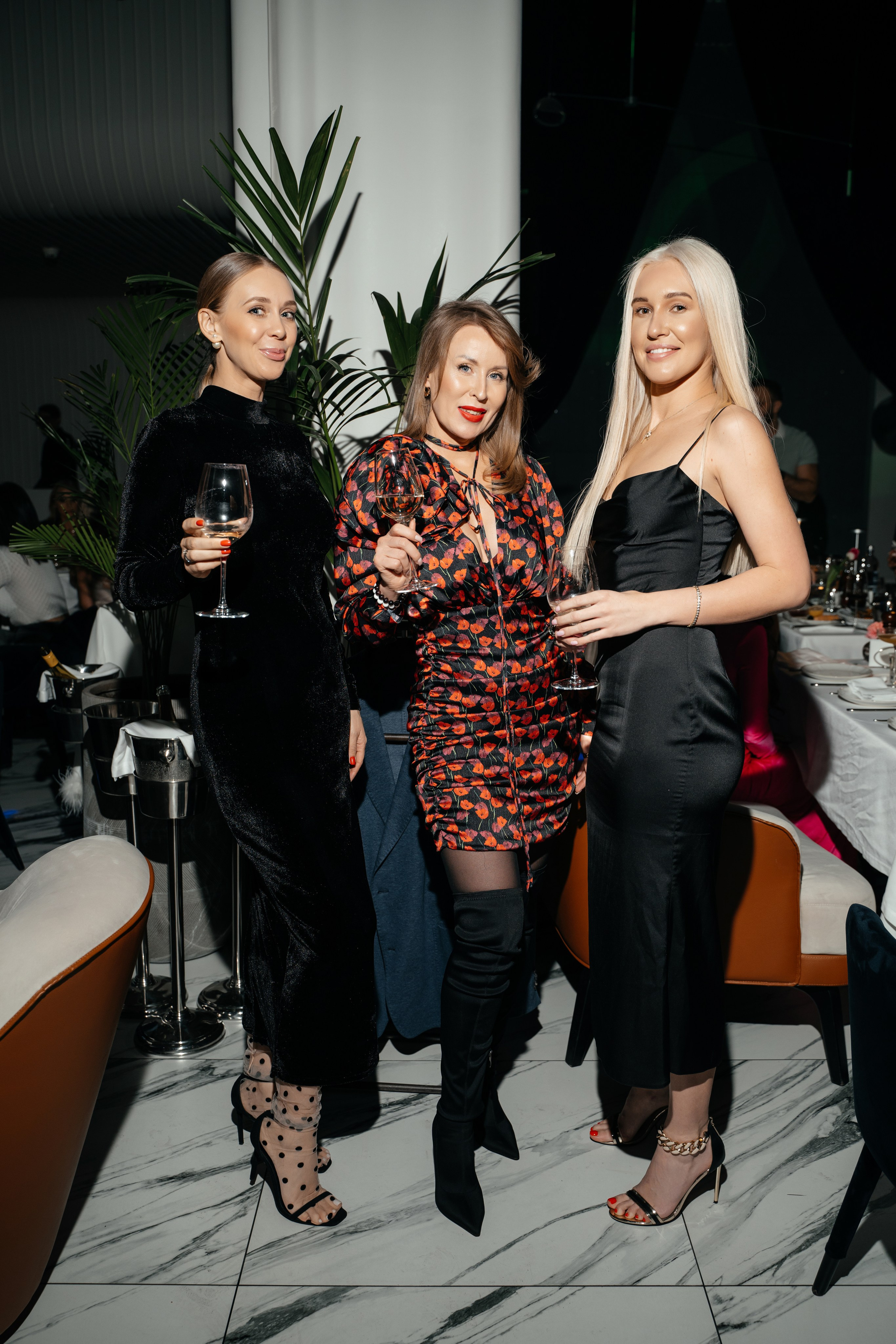 8 марта (пятница). BENUAR Restaurant