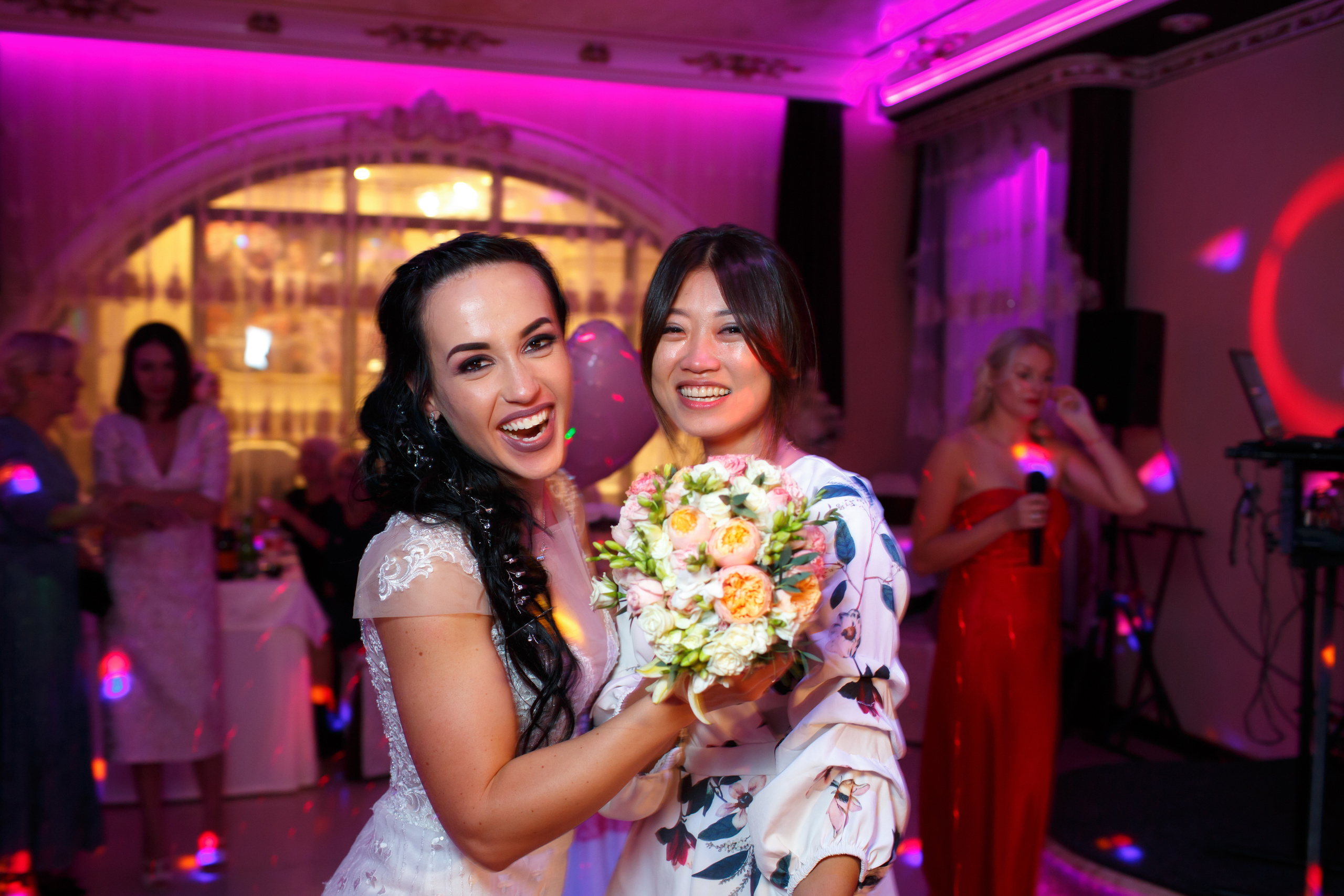 Рената и Артем, ЗАГС г. Королев, ресторан Royal. Свадебный и репортажный фотограф (Москва, Королев и другие)