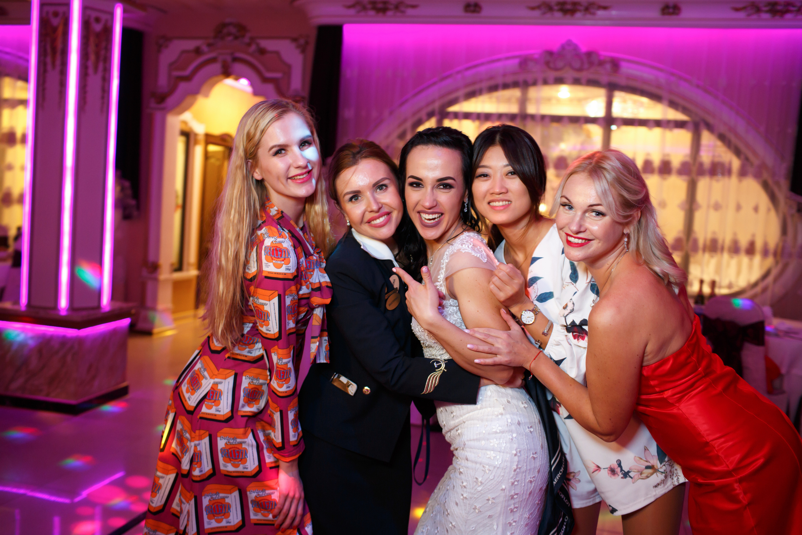 Рената и Артем, ЗАГС г. Королев, ресторан Royal. Свадебный и репортажный фотограф (Москва, Королев и другие)