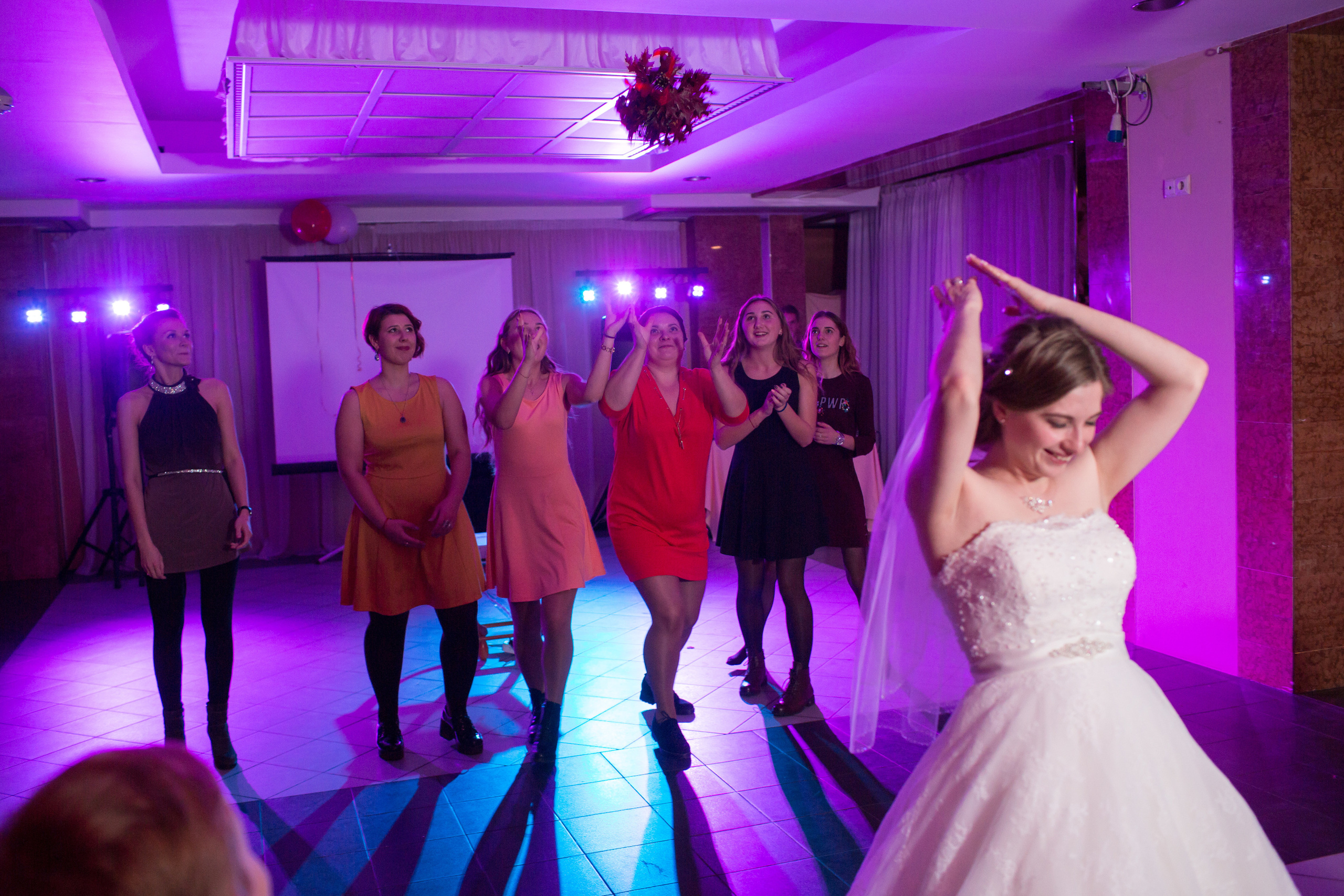 Маргарита и Максим, боулинг Горки. Свадебный и репортажный фотограф (Москва, Королев и другие)