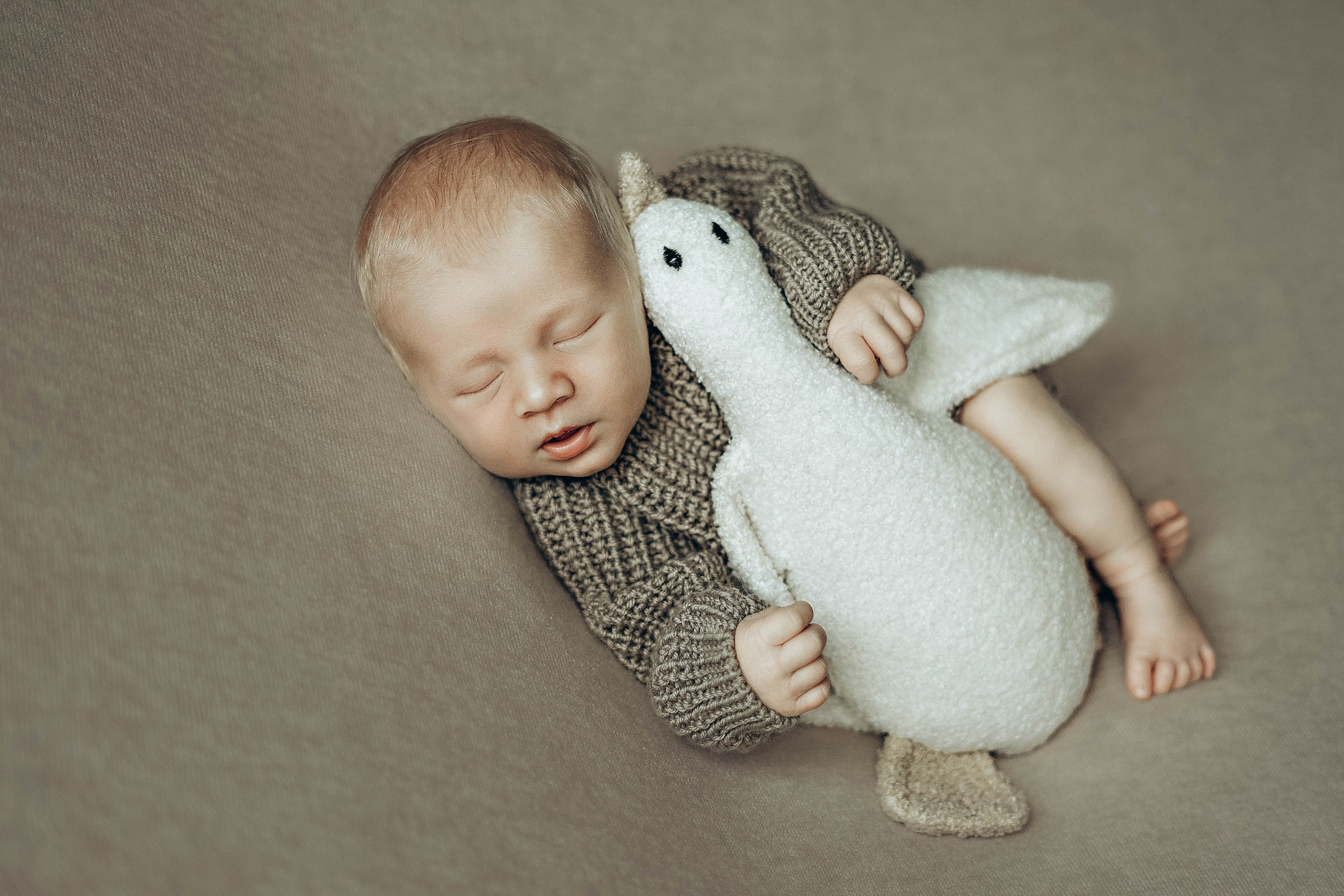 фотограф фотосессия ньюборн новорожденный малыш лайфстайл классический newborn фотосессия в краснодаре фотограф в краснодаре роды роддом фотограф