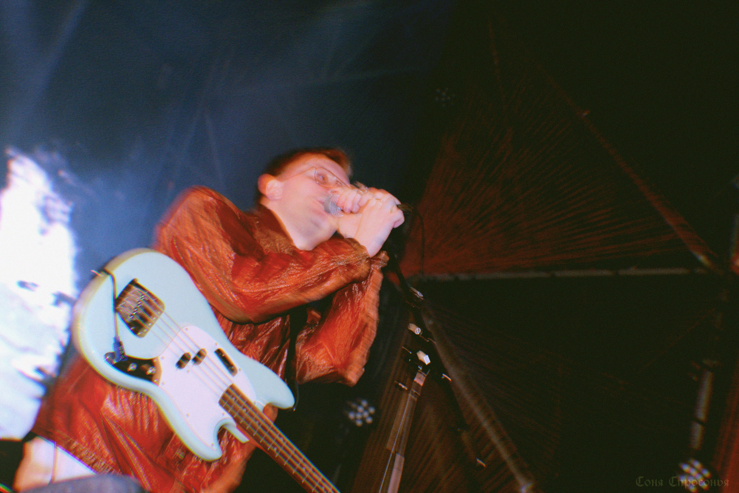 Концерт Буерака. Концертный и портретный фотограф в Москве Соня Спросонья