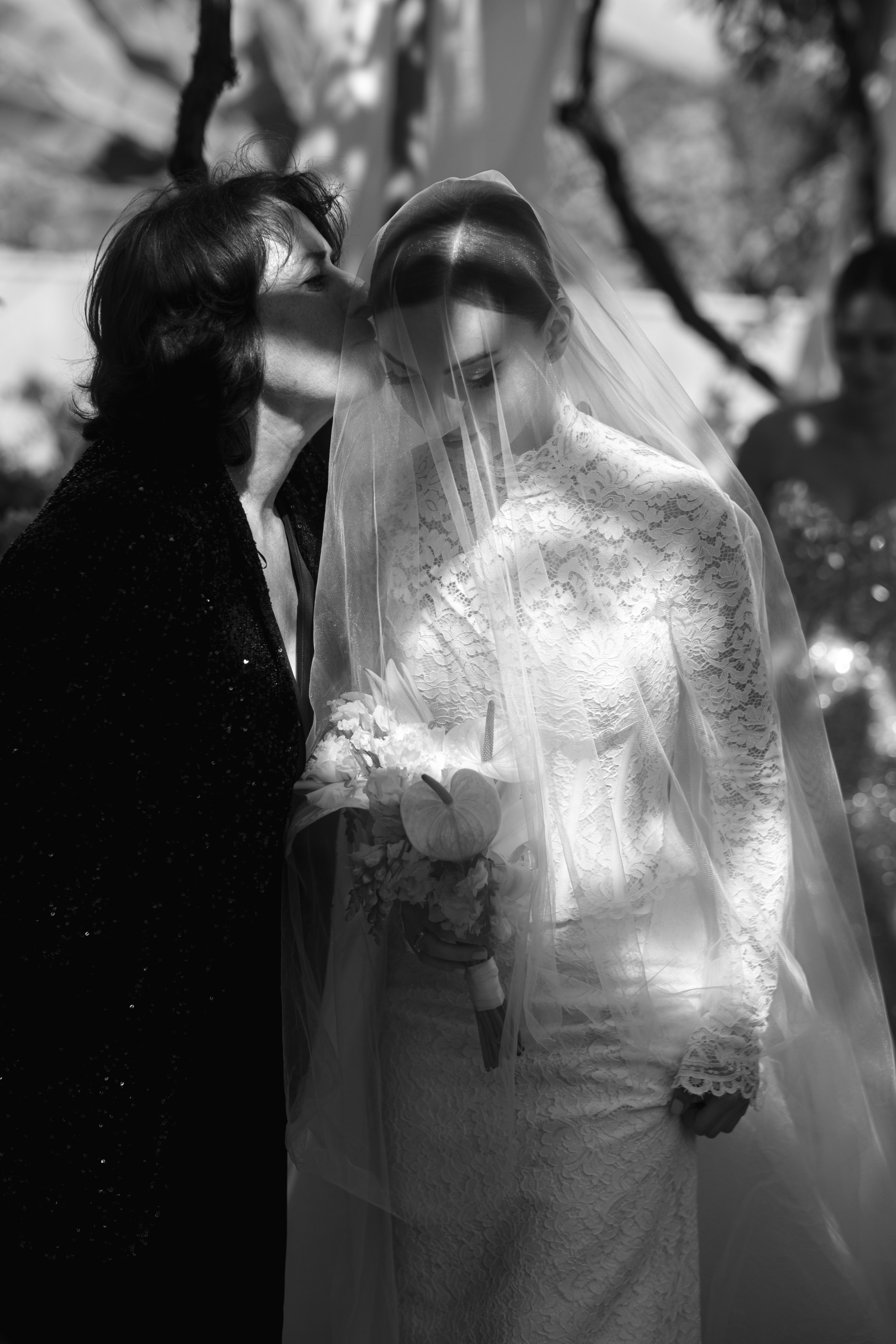 Abkhazia: Lola&Kemal. Сентиментальная свадебная фотография