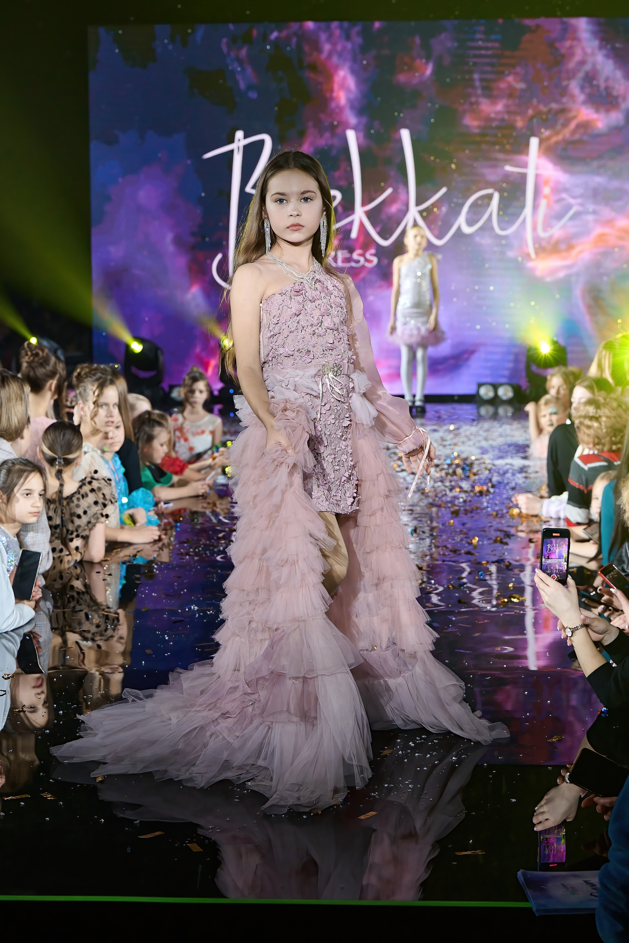 Новогодняя ночь 2024 на DMC MUSIC TV. Студия видео производства DMC MEDIA