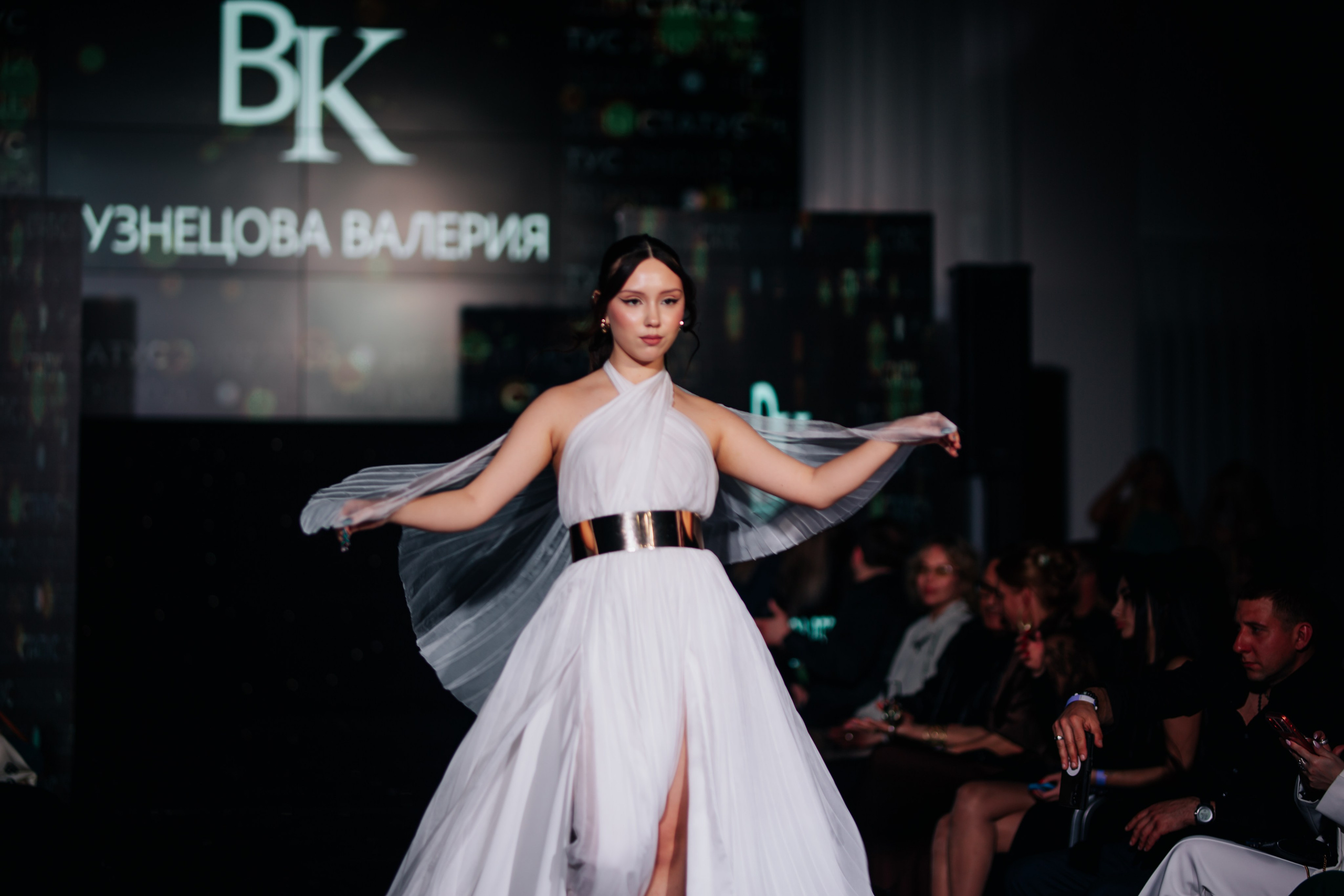 Status Fashion Week. Фотограф в Крыму