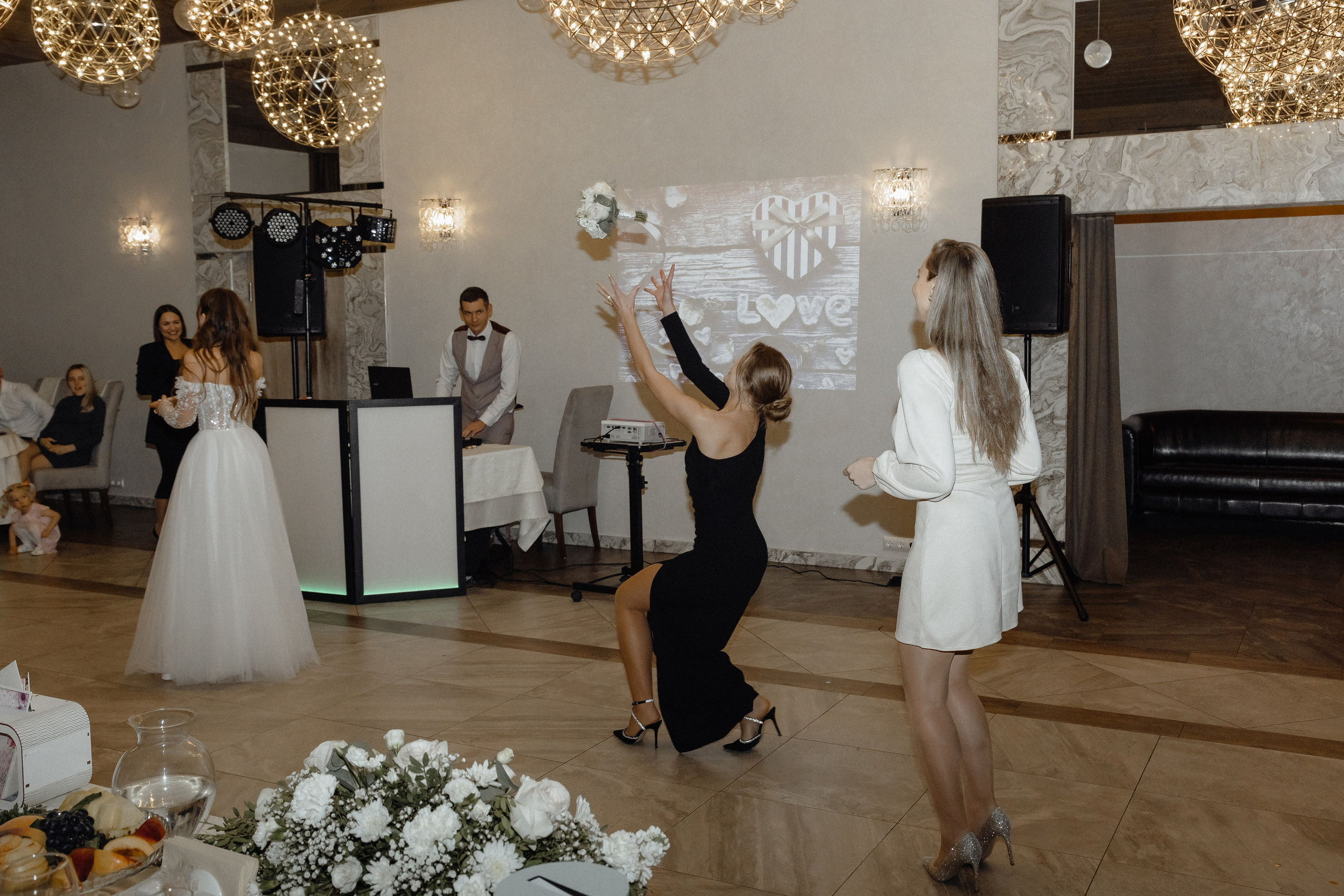 Свадебная съёмка. Свадебные и семейные фотосессии