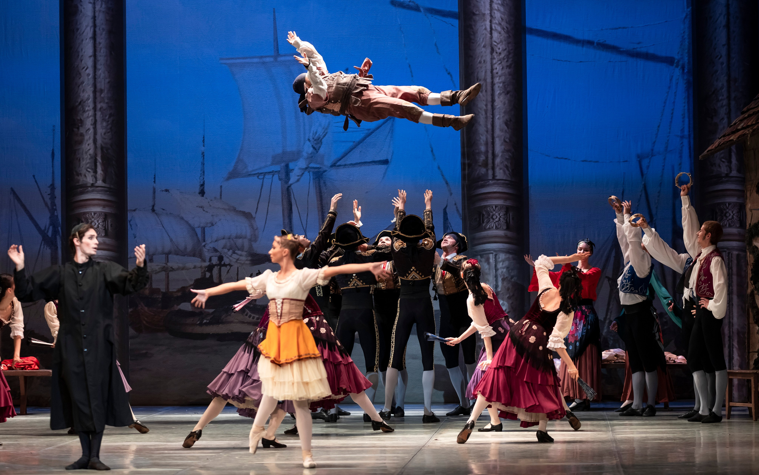 Дон Кихот. Балет Наталии Касаткиной и Владимира Василёва. Балетный фотограф Москва Майоров Николай