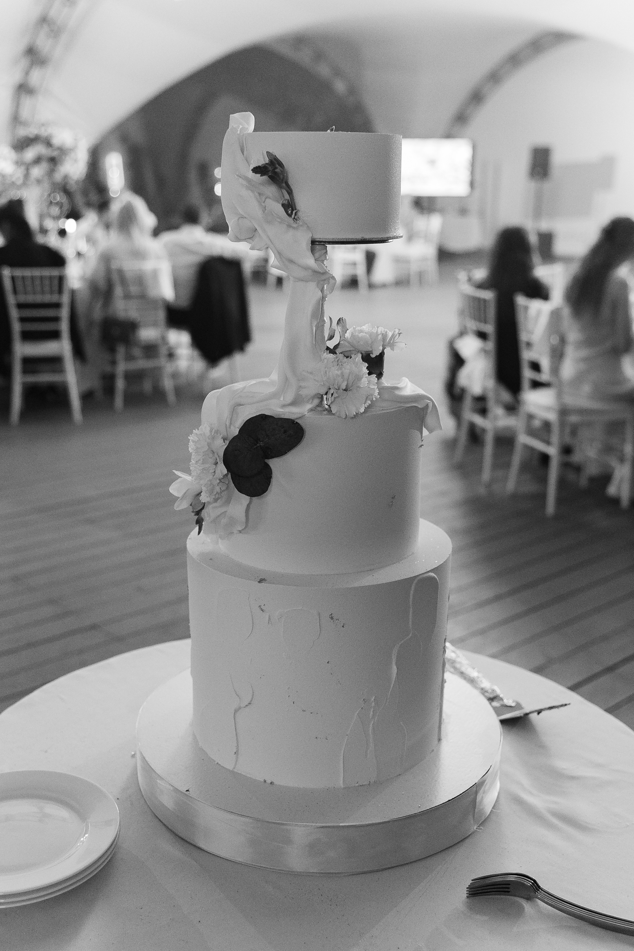 02.07.24. RETOUCH-HOUSE