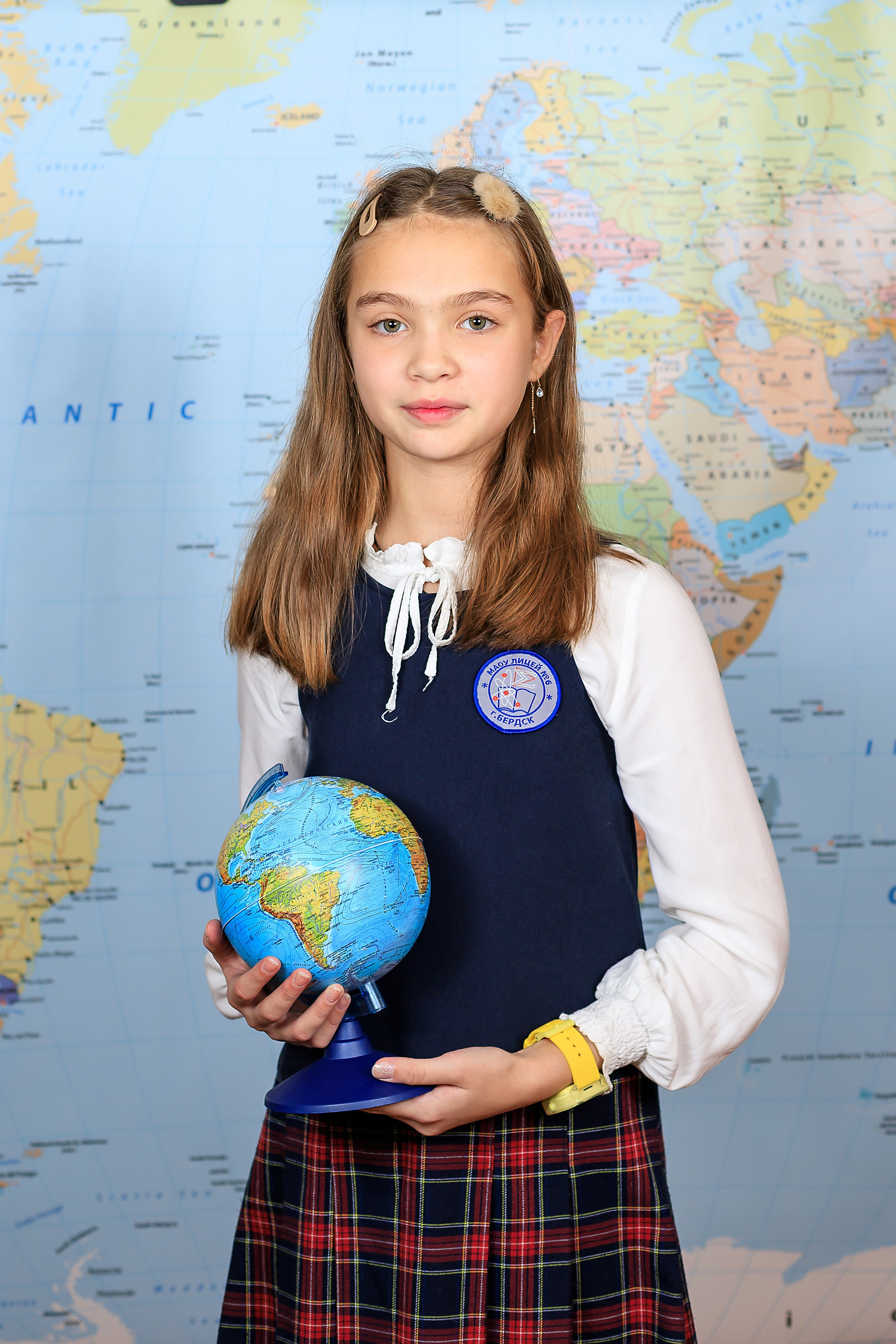 Портретные снимки для школьных выпускных альбомов в Новосибирске. Выпускные альбомы — заказать альбом на выпускной в Новосибирске