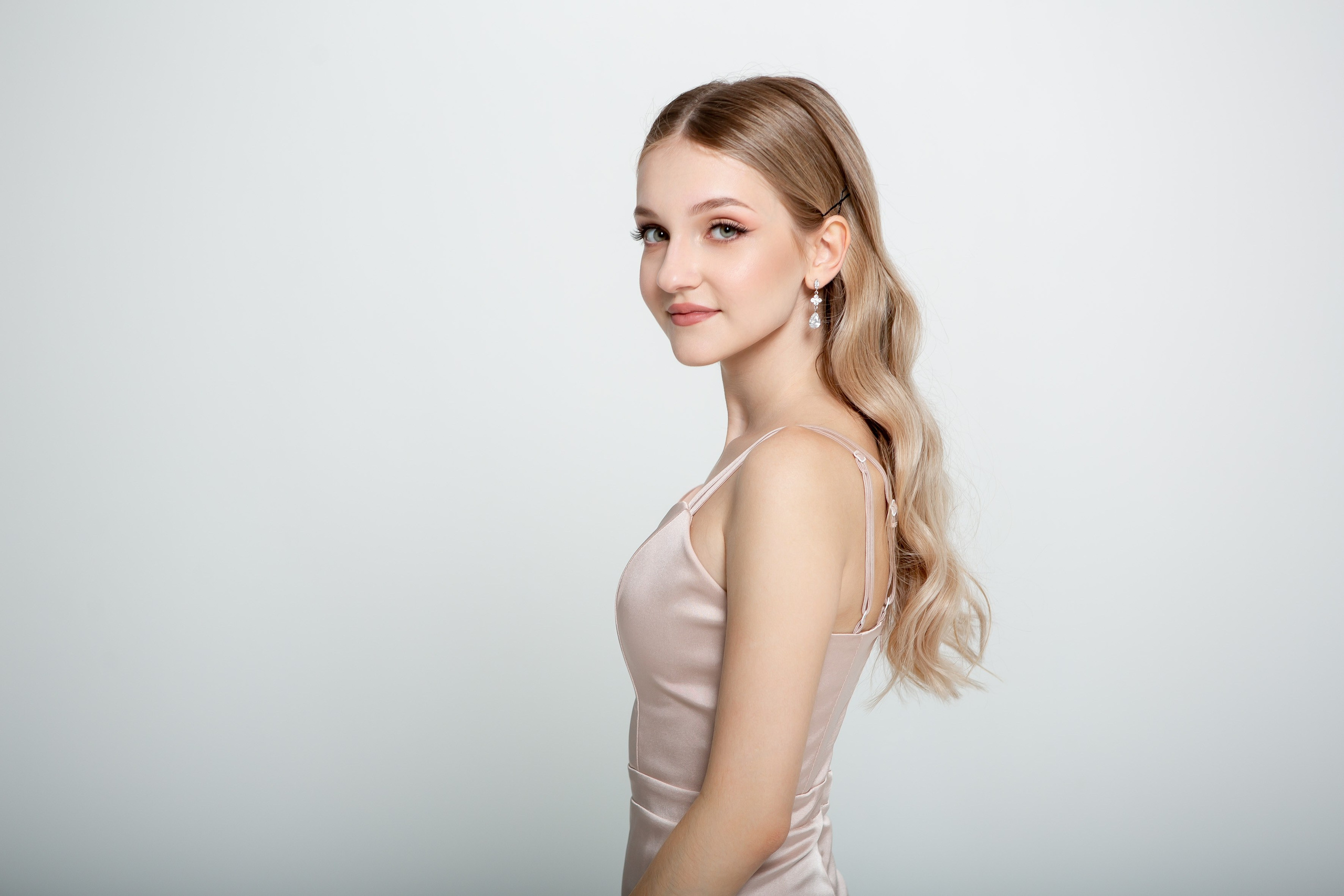 Выпускной девушки. Фотографии её и членов семьи. Свадебный и портретный Фотограф в Липецке Дмитрий Котюков