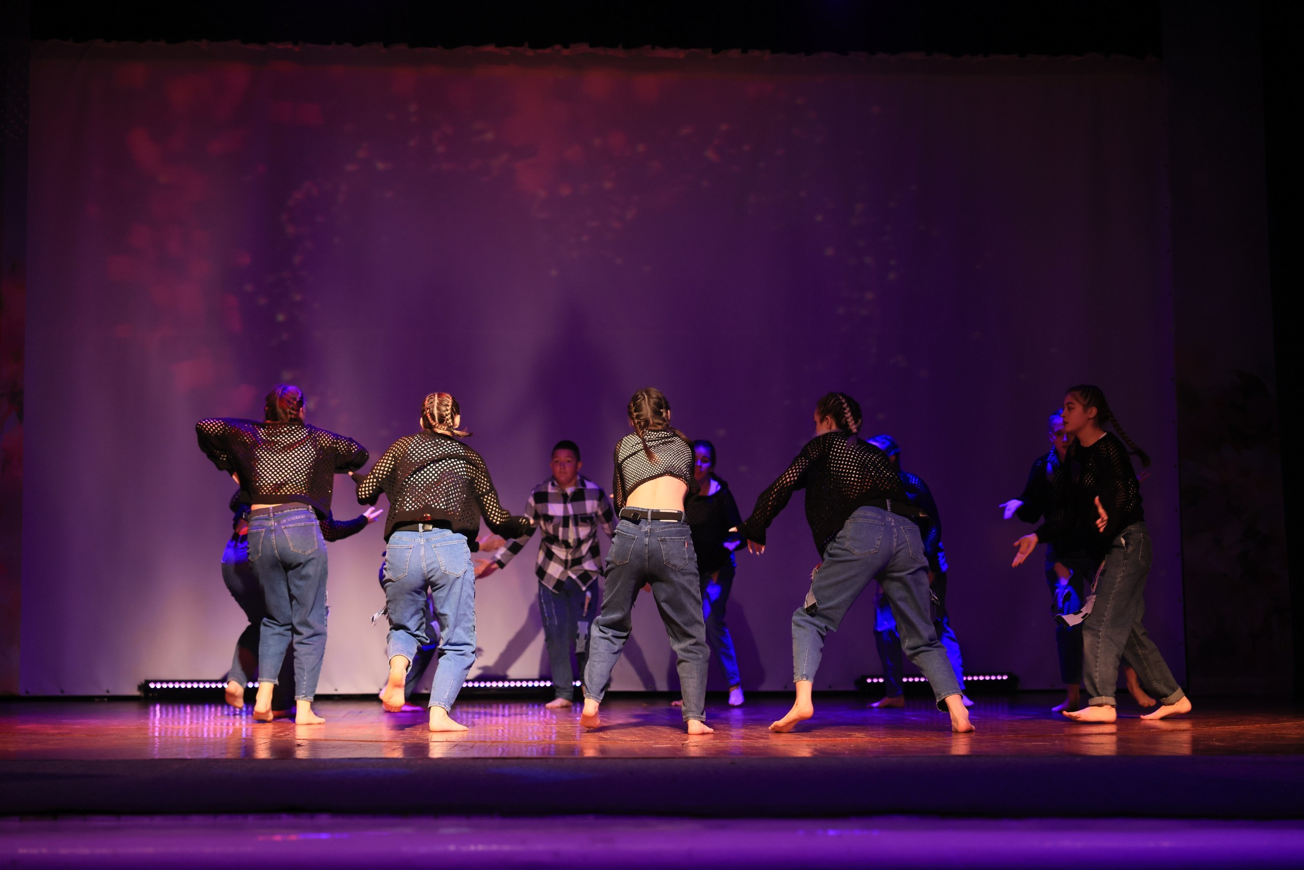 Концерт к 8 Марта в ДК «Металлург» г. Тула. Фотограф в Туле Крупский АнДРей. Фотостудия «КАДР71» в Туле