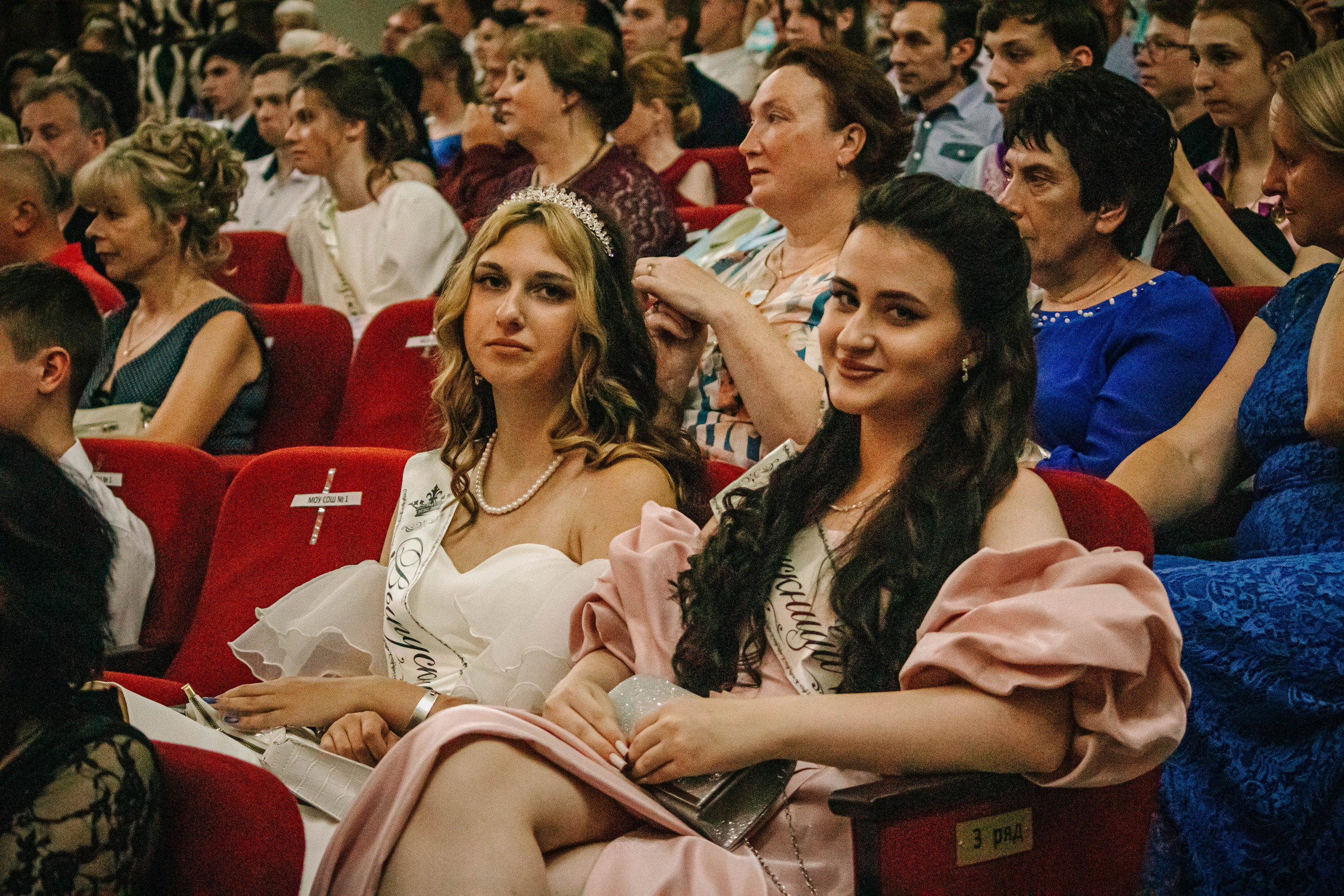 Выпускной 11 классов 2024 Невель. Фотограф Дарья Маташкова