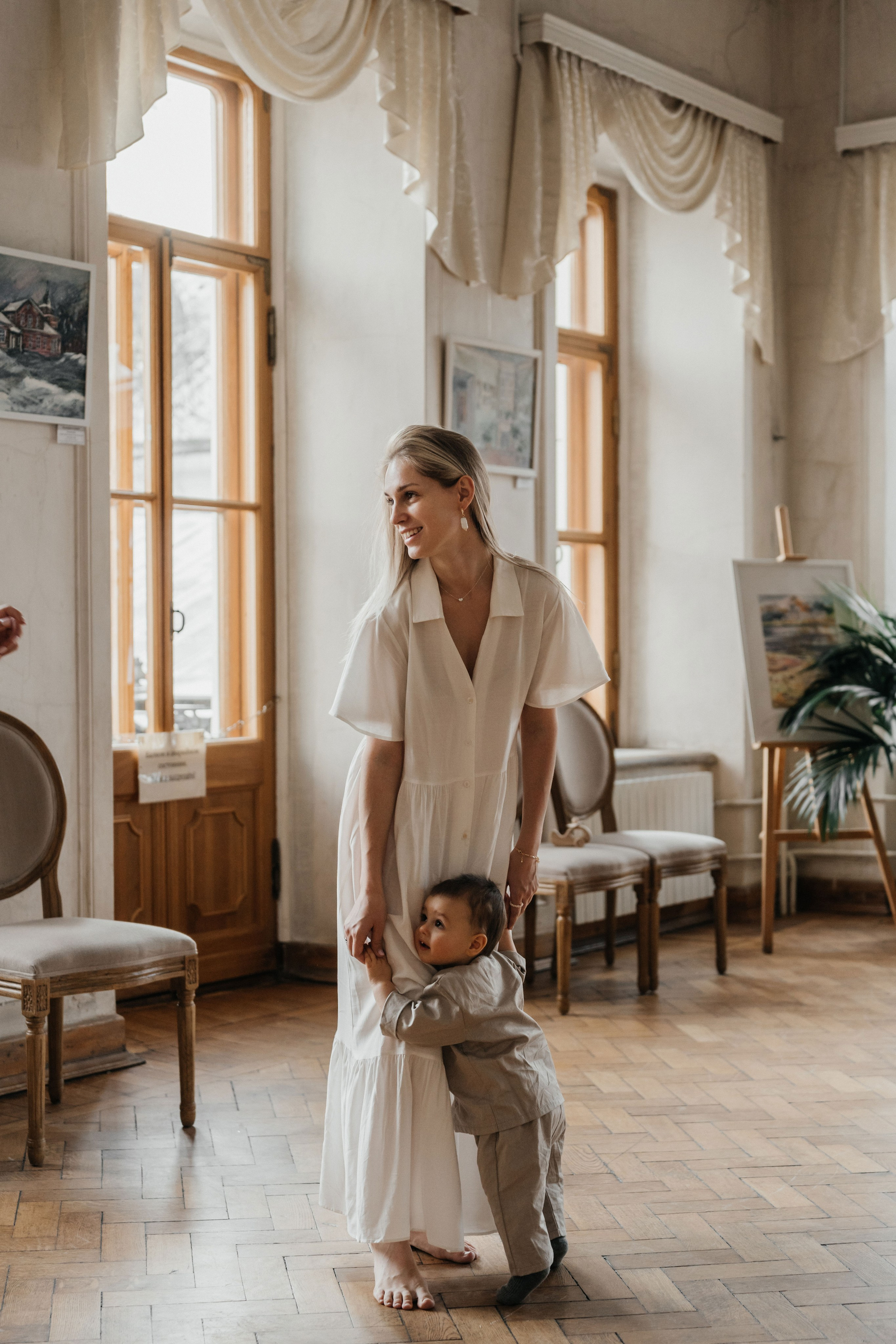 Маленькие ножки в читальне им. Пушкина. Ваш фотограф Вика Артемова