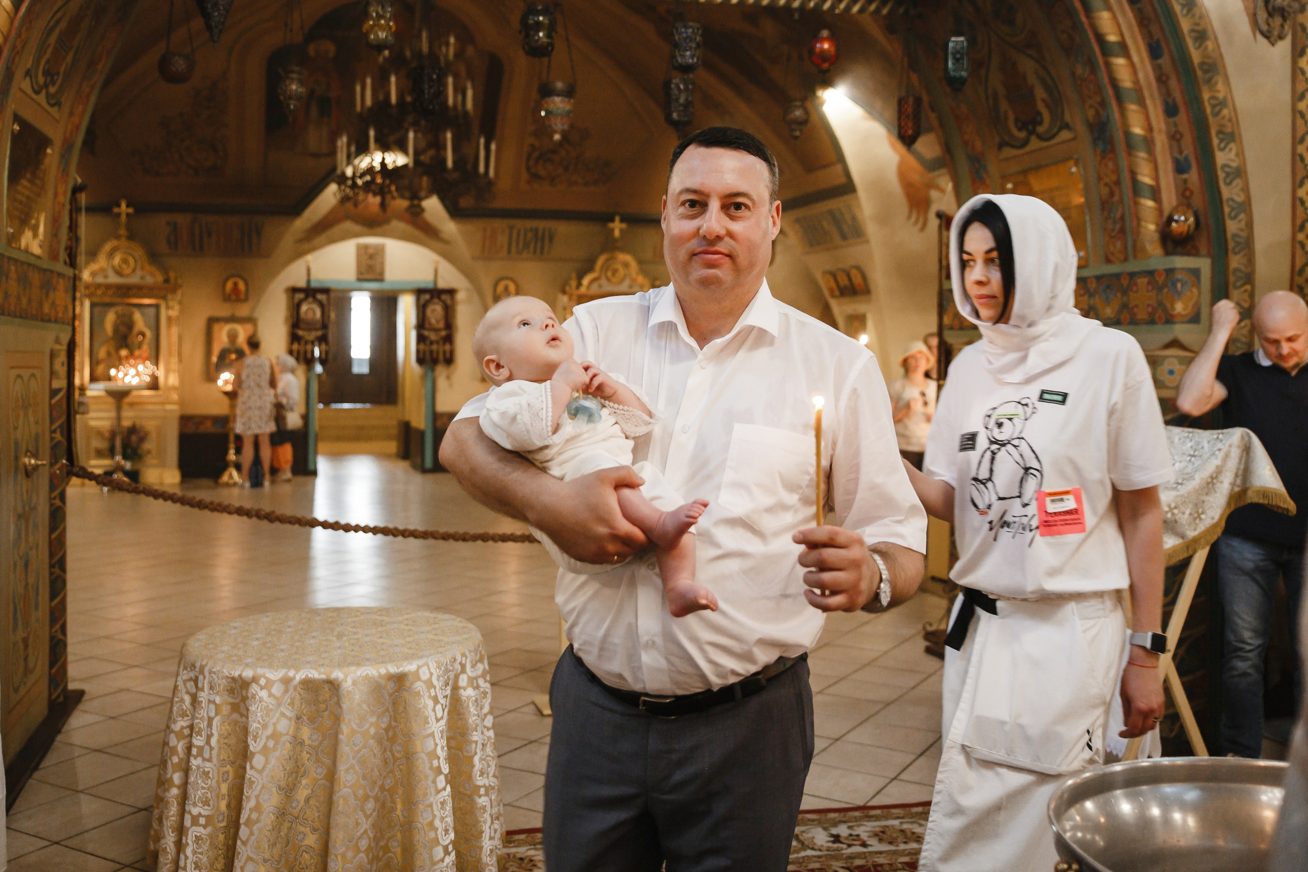 Крещение в Храме Григория Неокесарийского на Б. Полянке в Москве. Фотограф на Крещение Москва