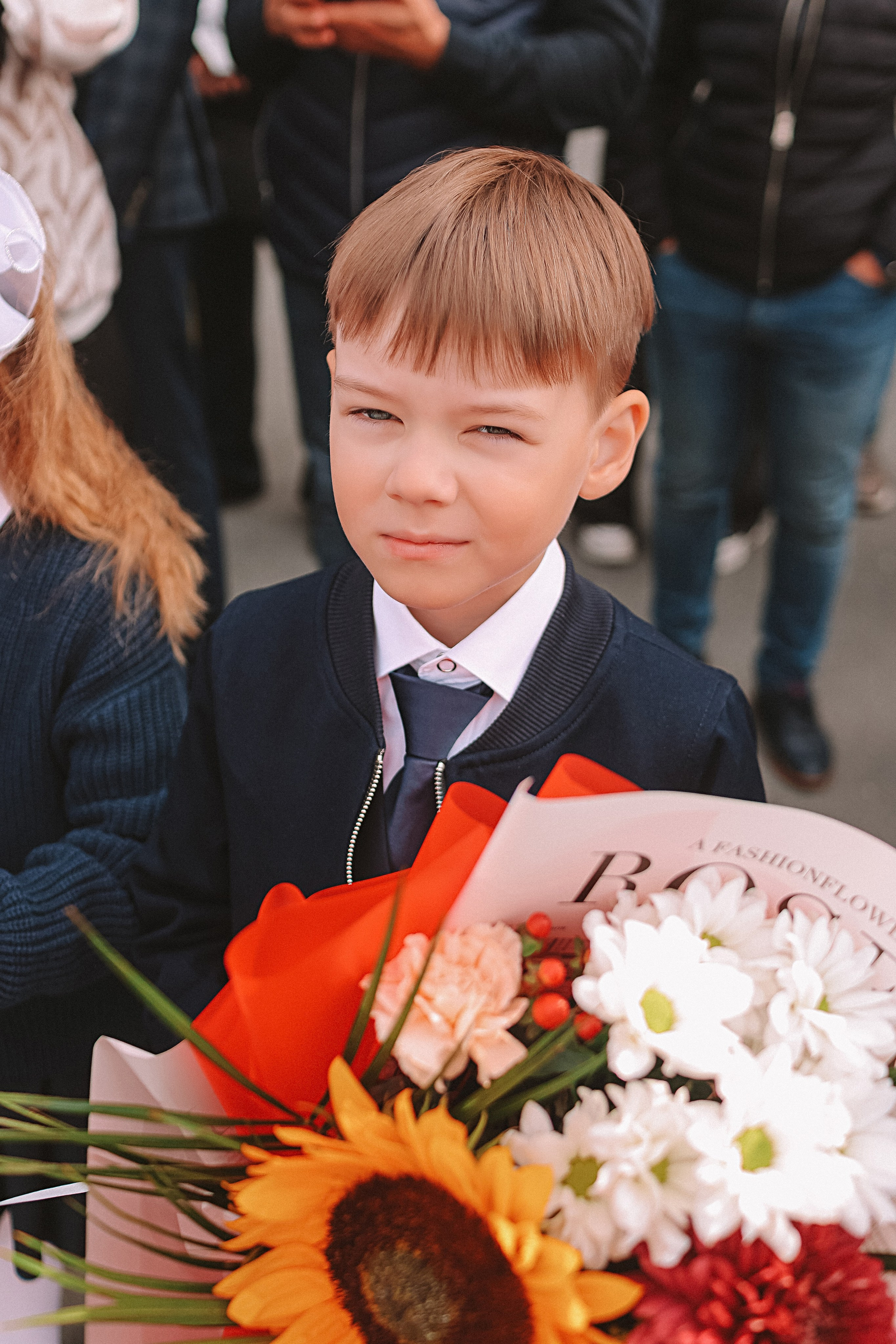1 сентября линейка+кл час+портреты. Семейный фотограф Тюмень, фотограф на роды Салмина Мария